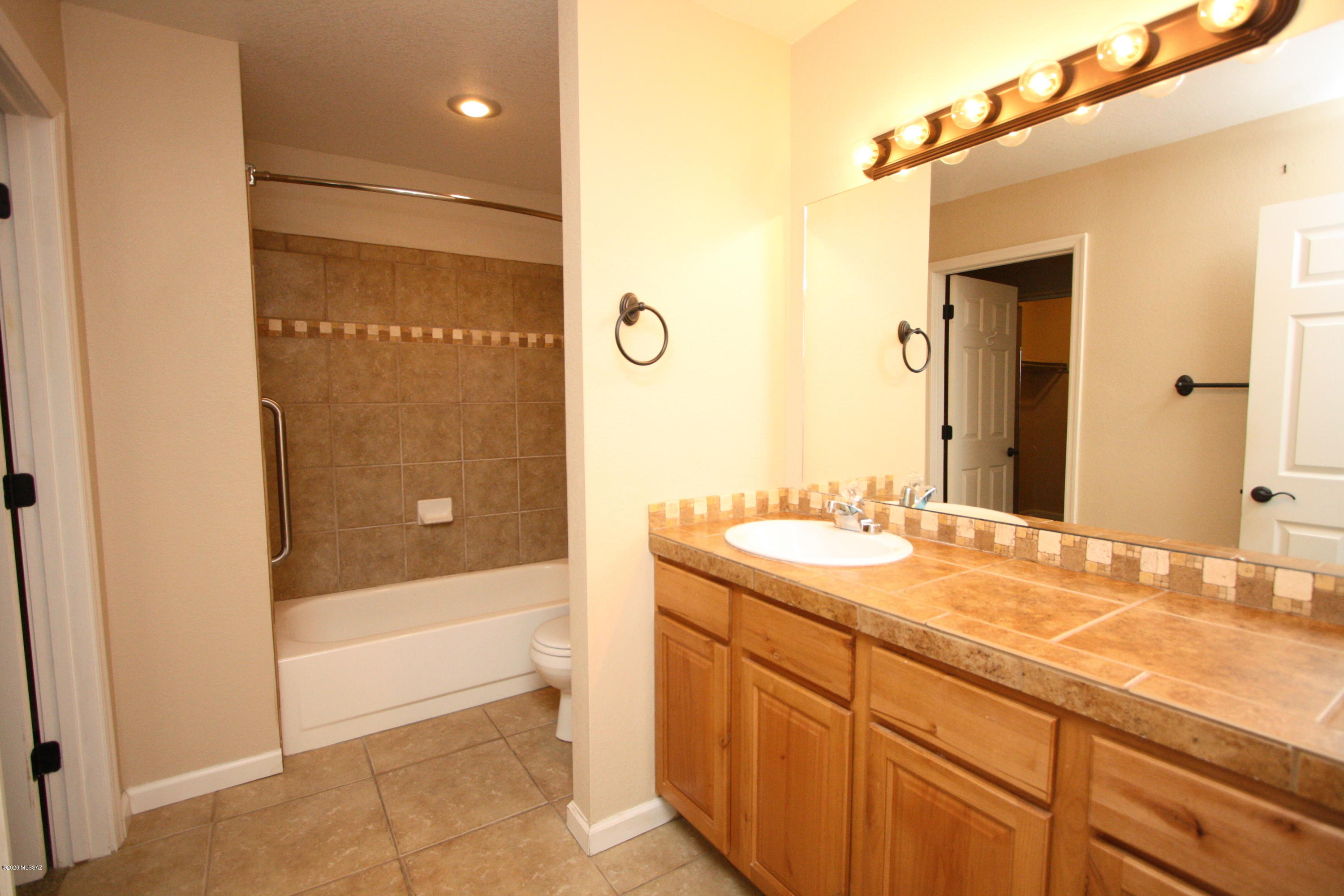 Tierra Catalina Condominium (1-120) - Residential Lease