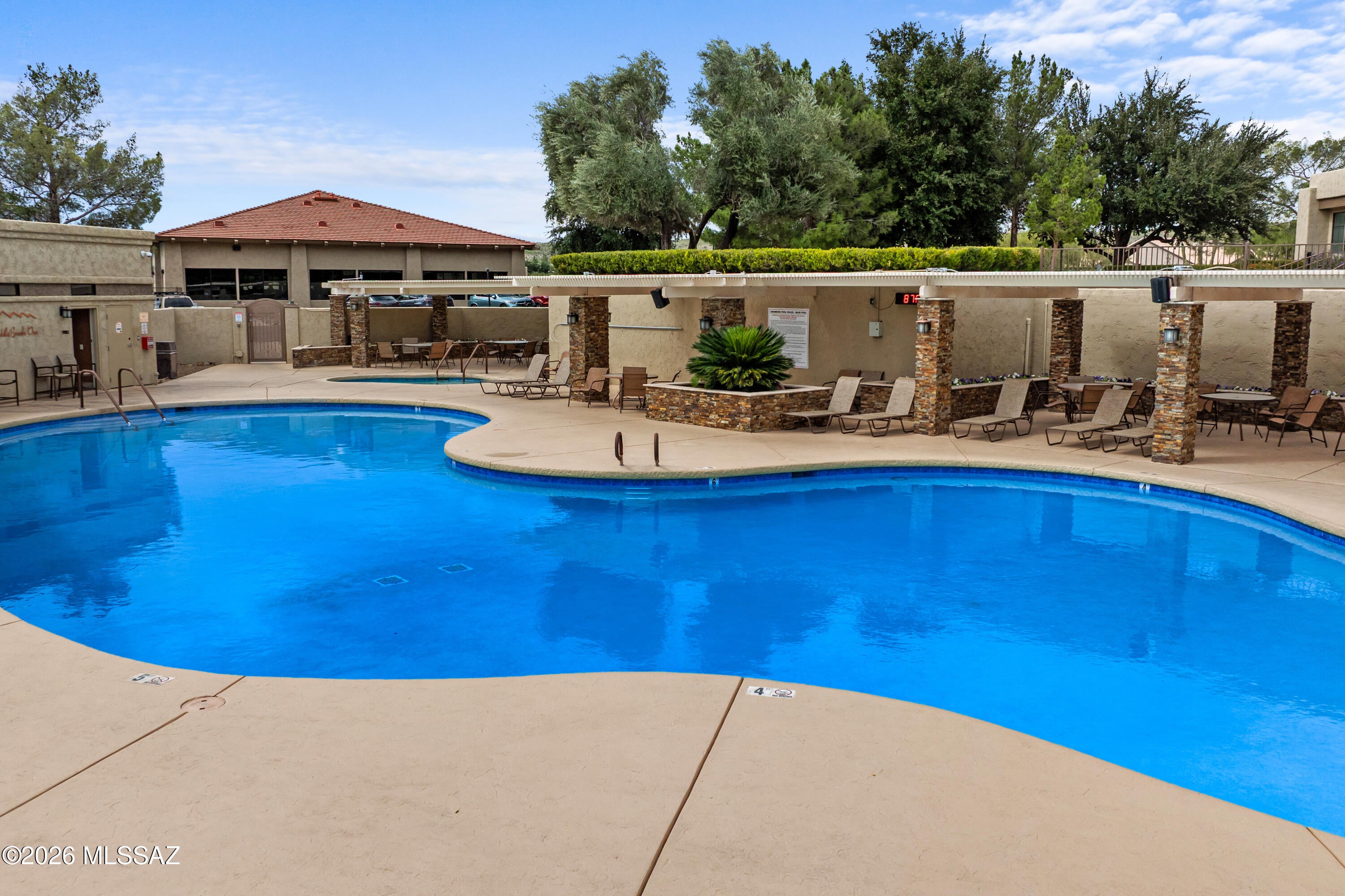 Saddlebrooke - Residential