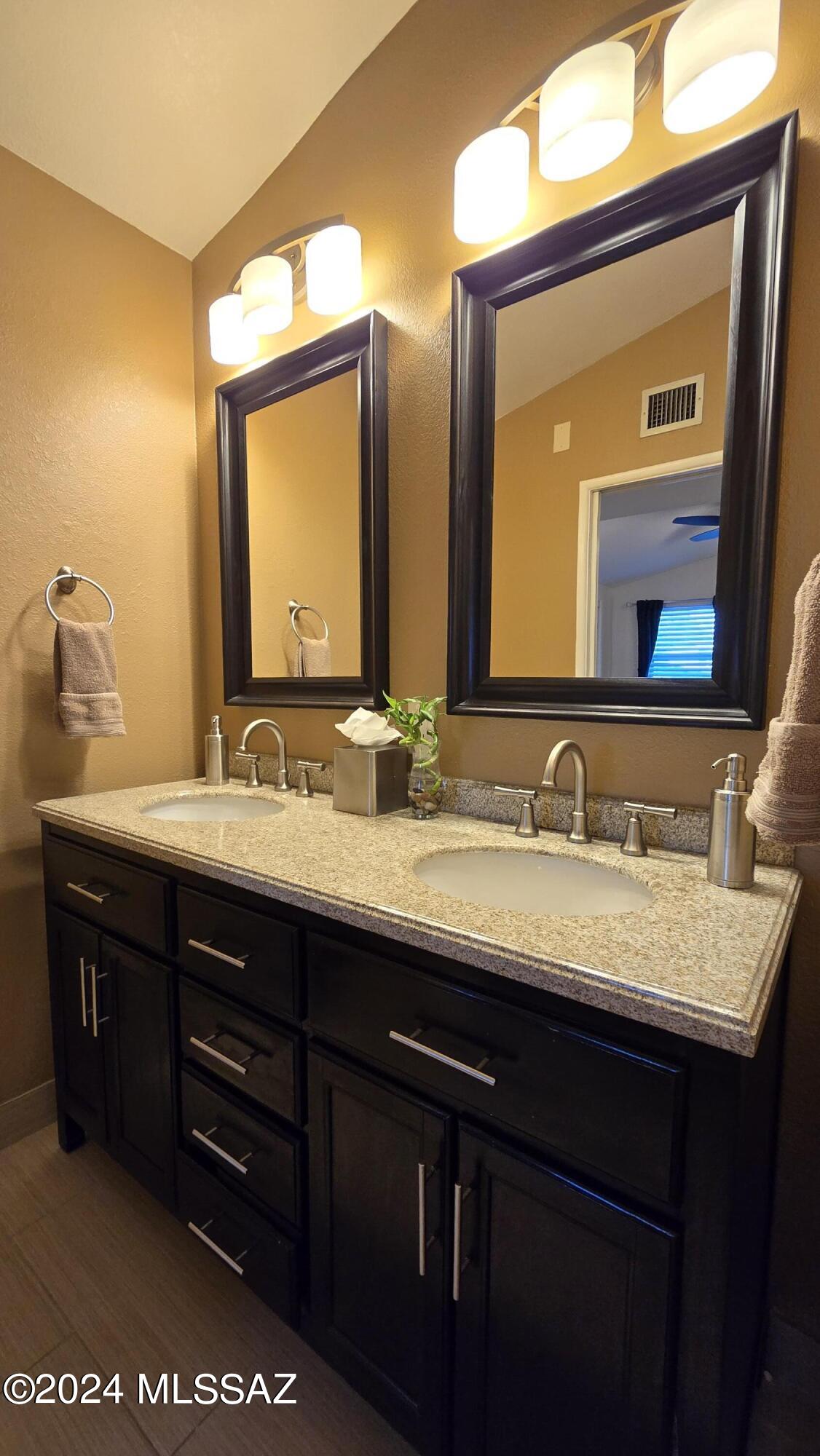 Richland Heights Townhouses - Residential Lease