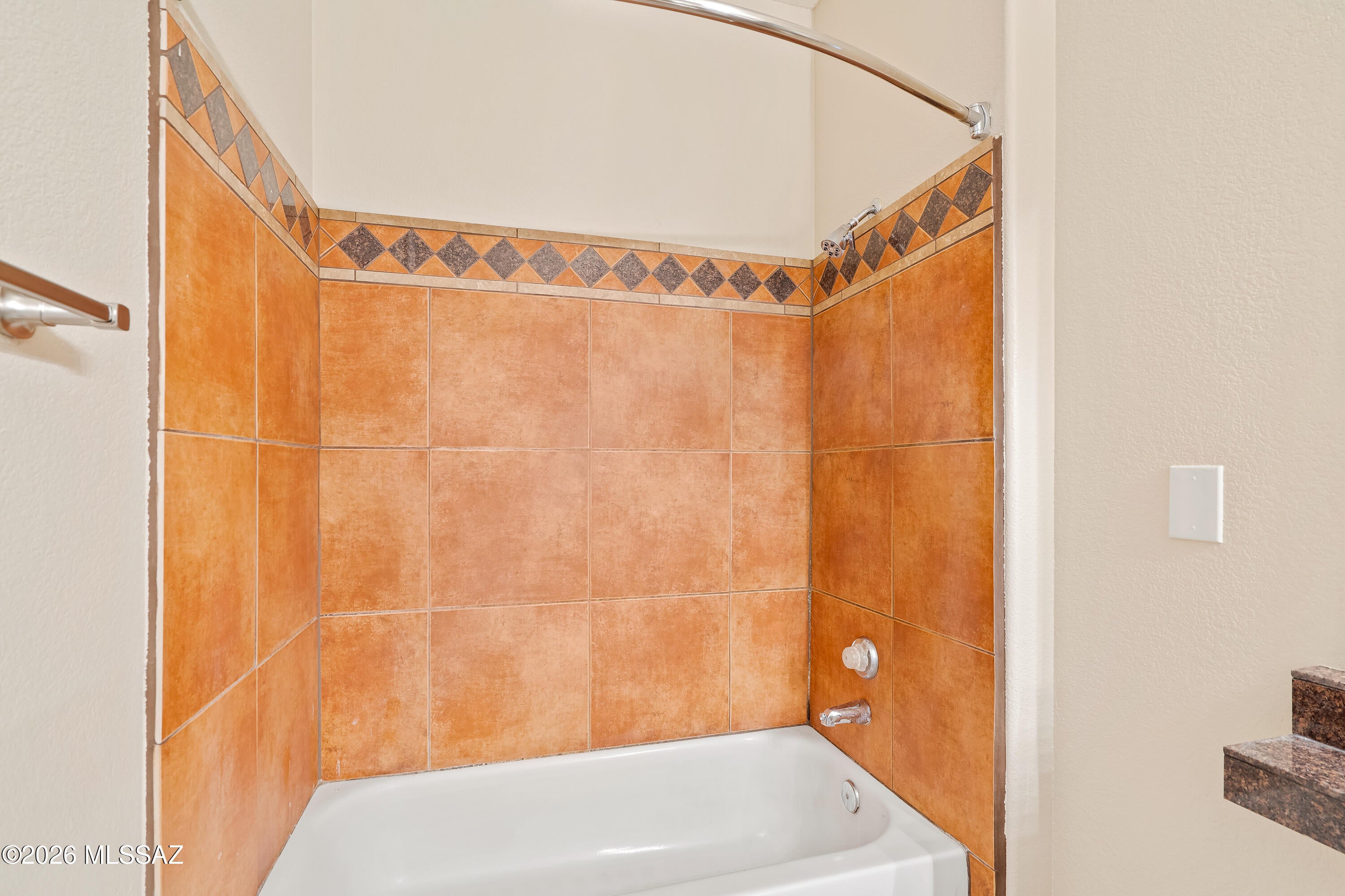Pinnacle Canyon Condominium - Residential