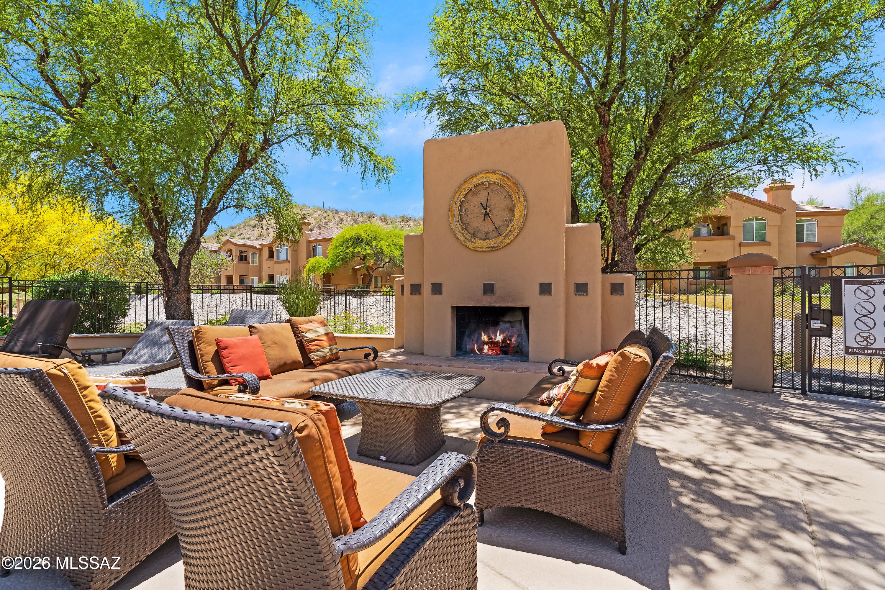 Pinnacle Canyon Condominium - Residential