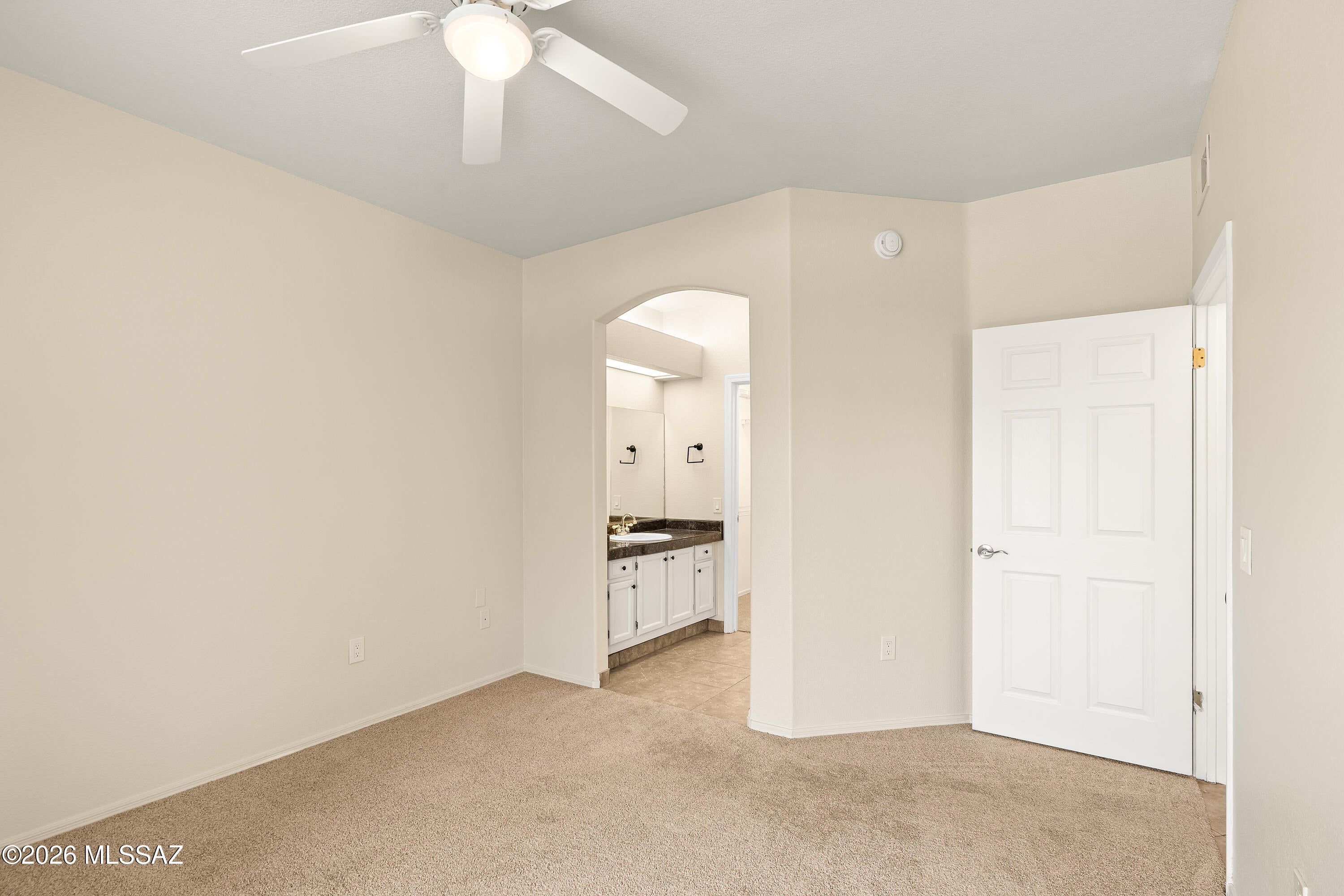 Pinnacle Canyon Condominium - Residential