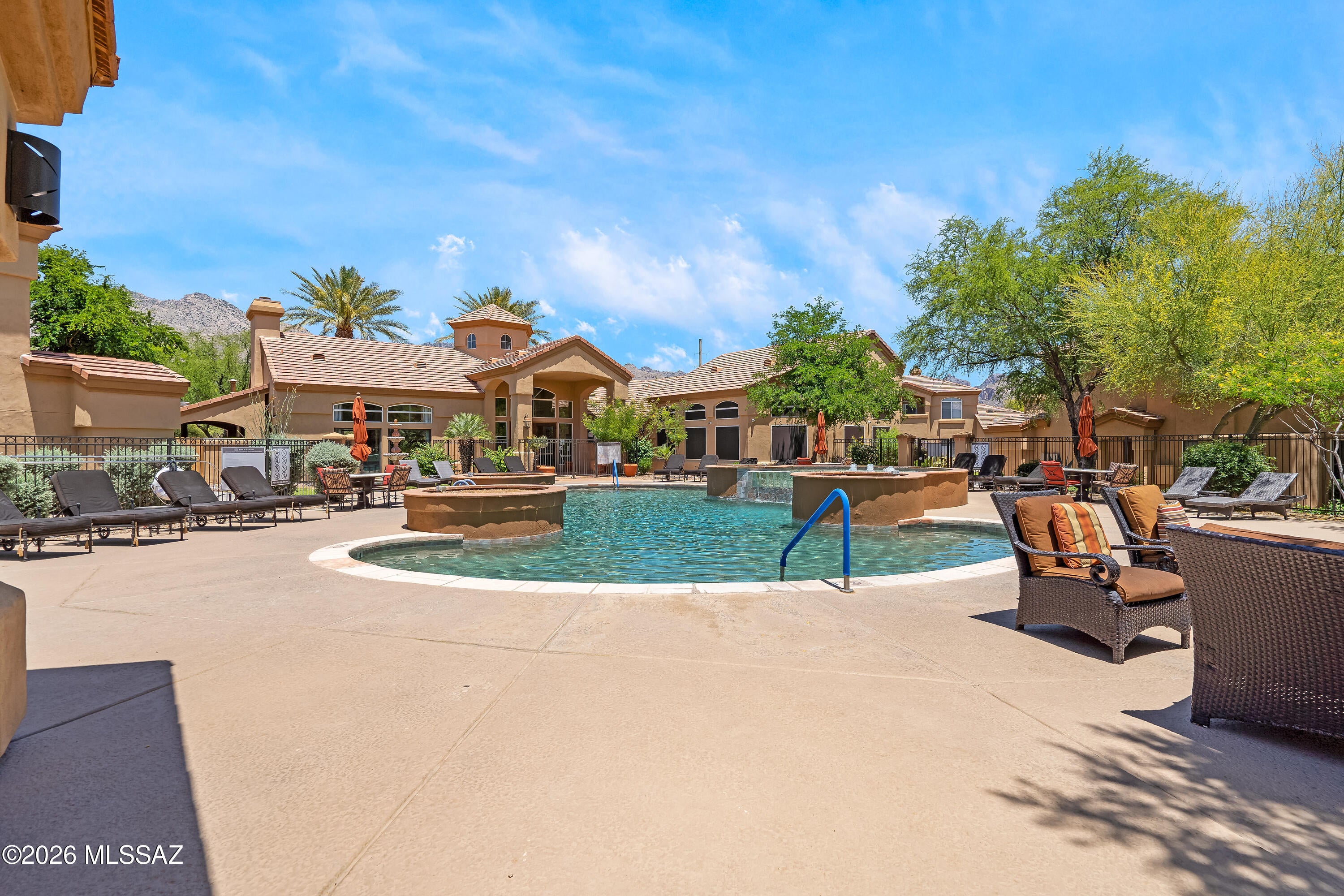 Pinnacle Canyon Condominium - Residential
