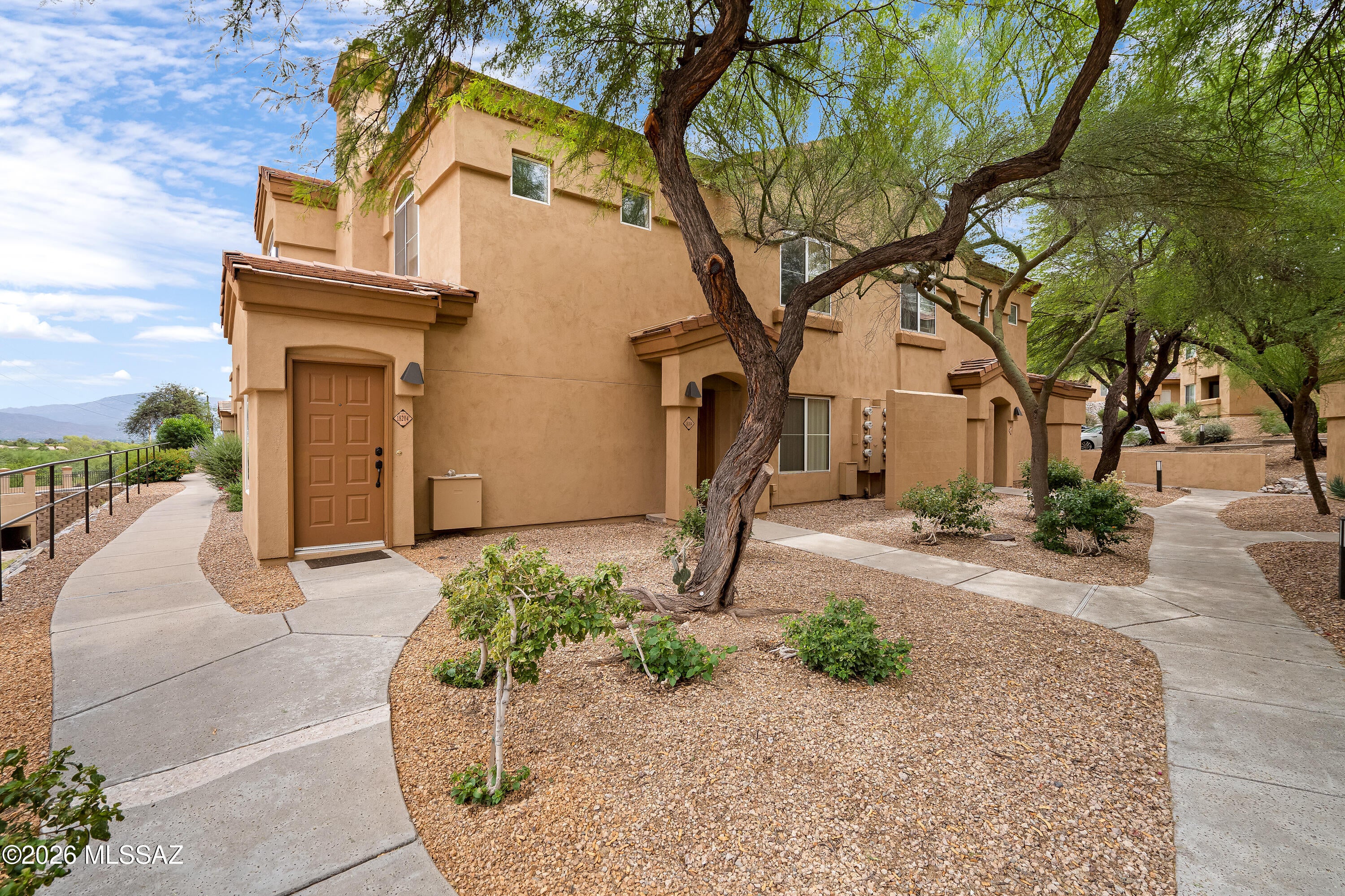 Pinnacle Canyon Condominium - Residential