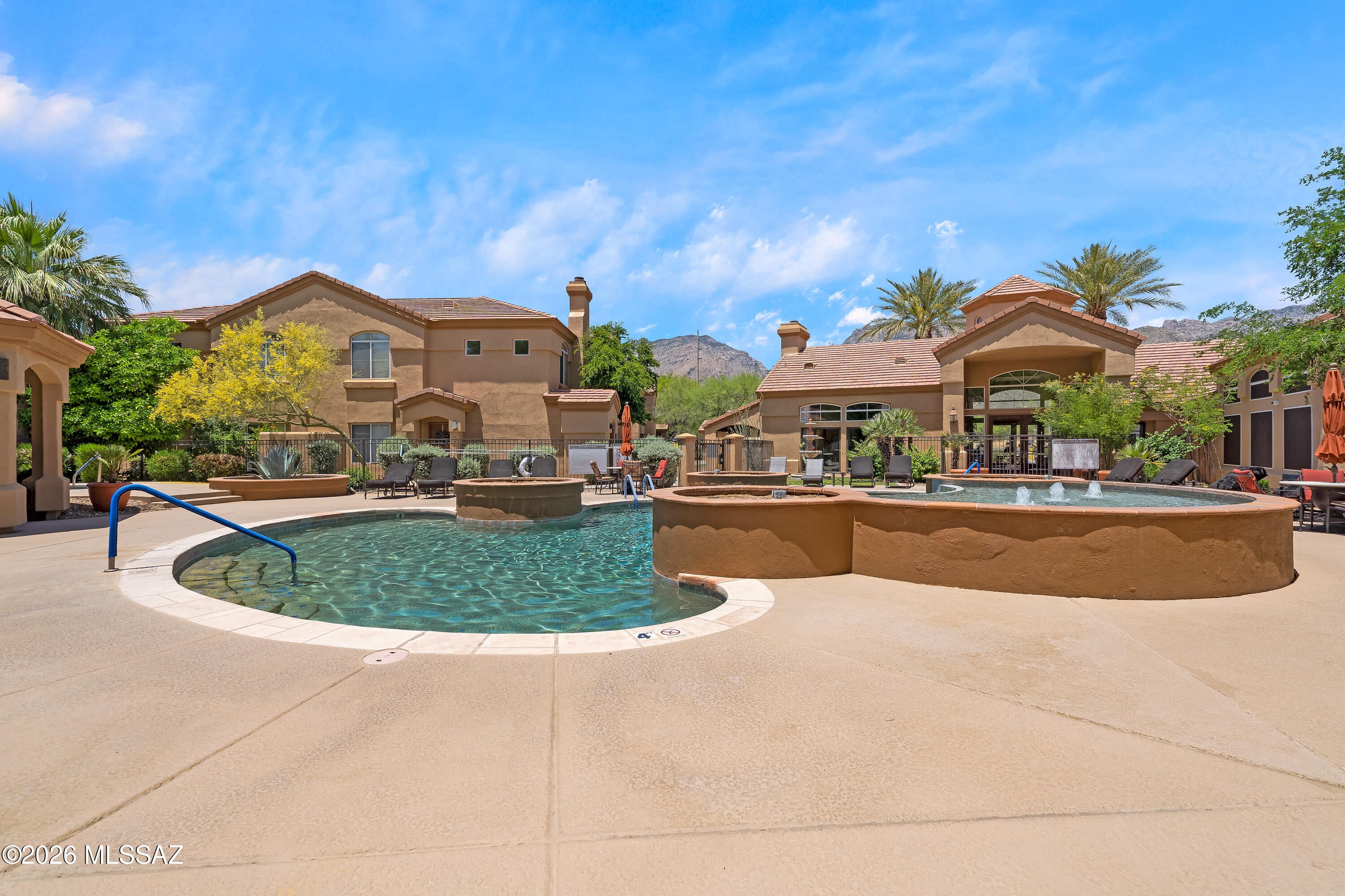 Pinnacle Canyon Condominium - Residential