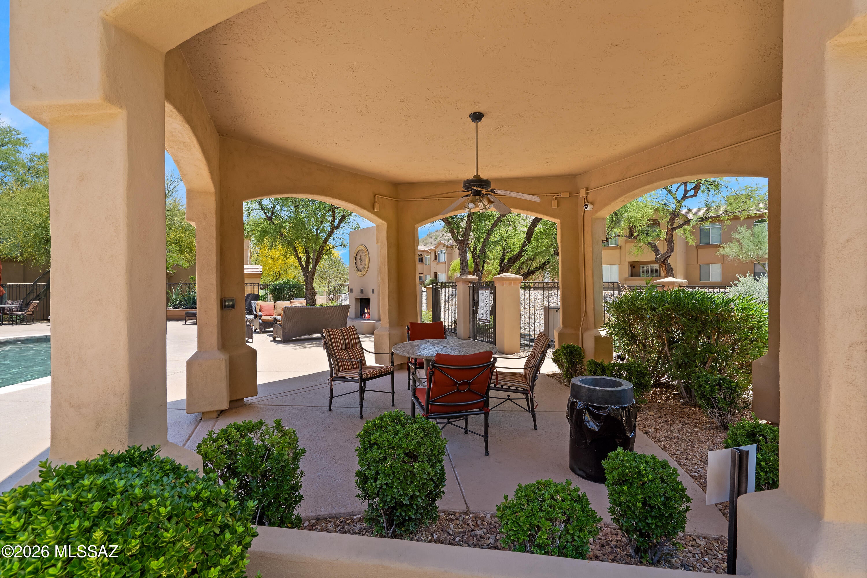 Pinnacle Canyon Condominium - Residential