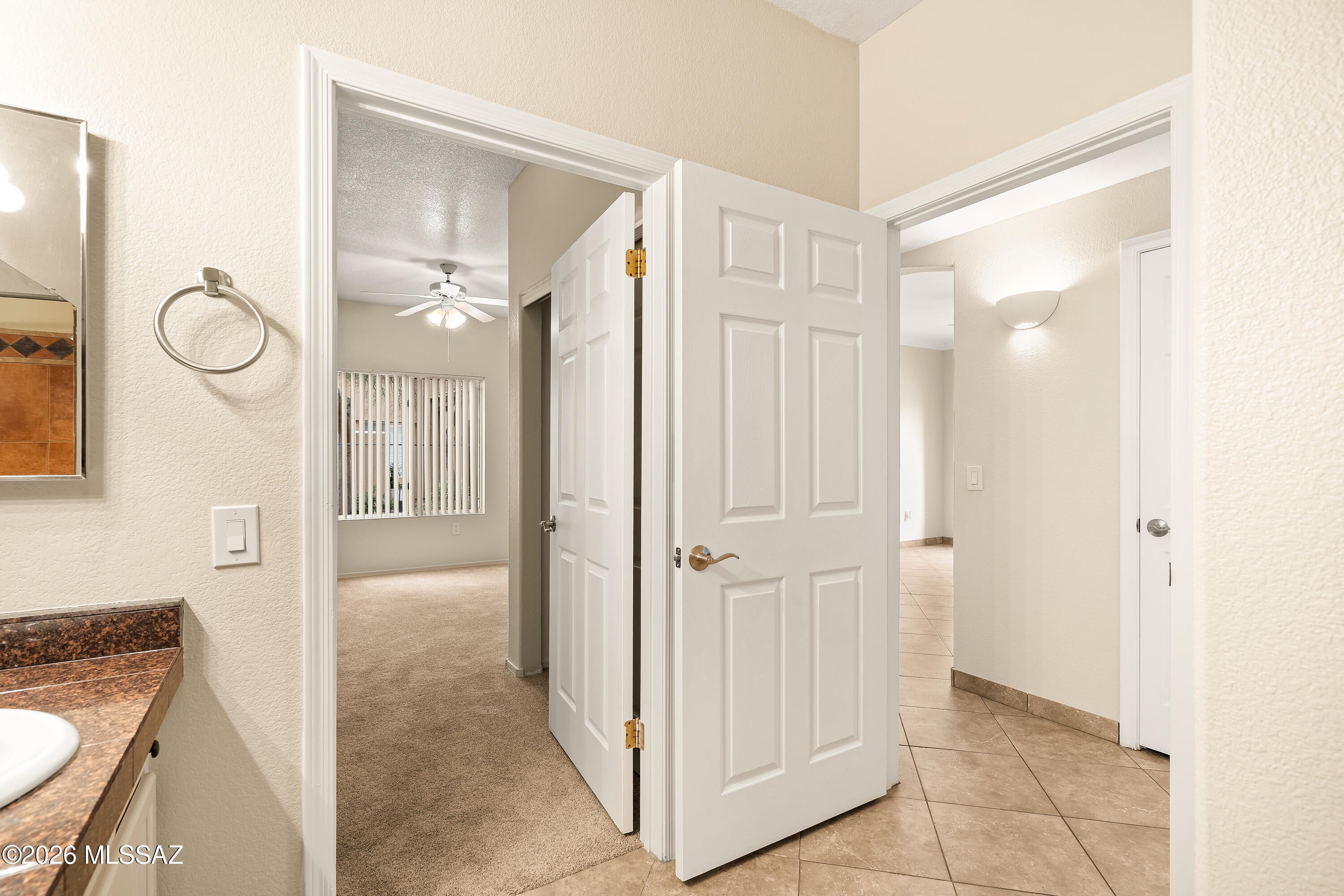 Pinnacle Canyon Condominium - Residential