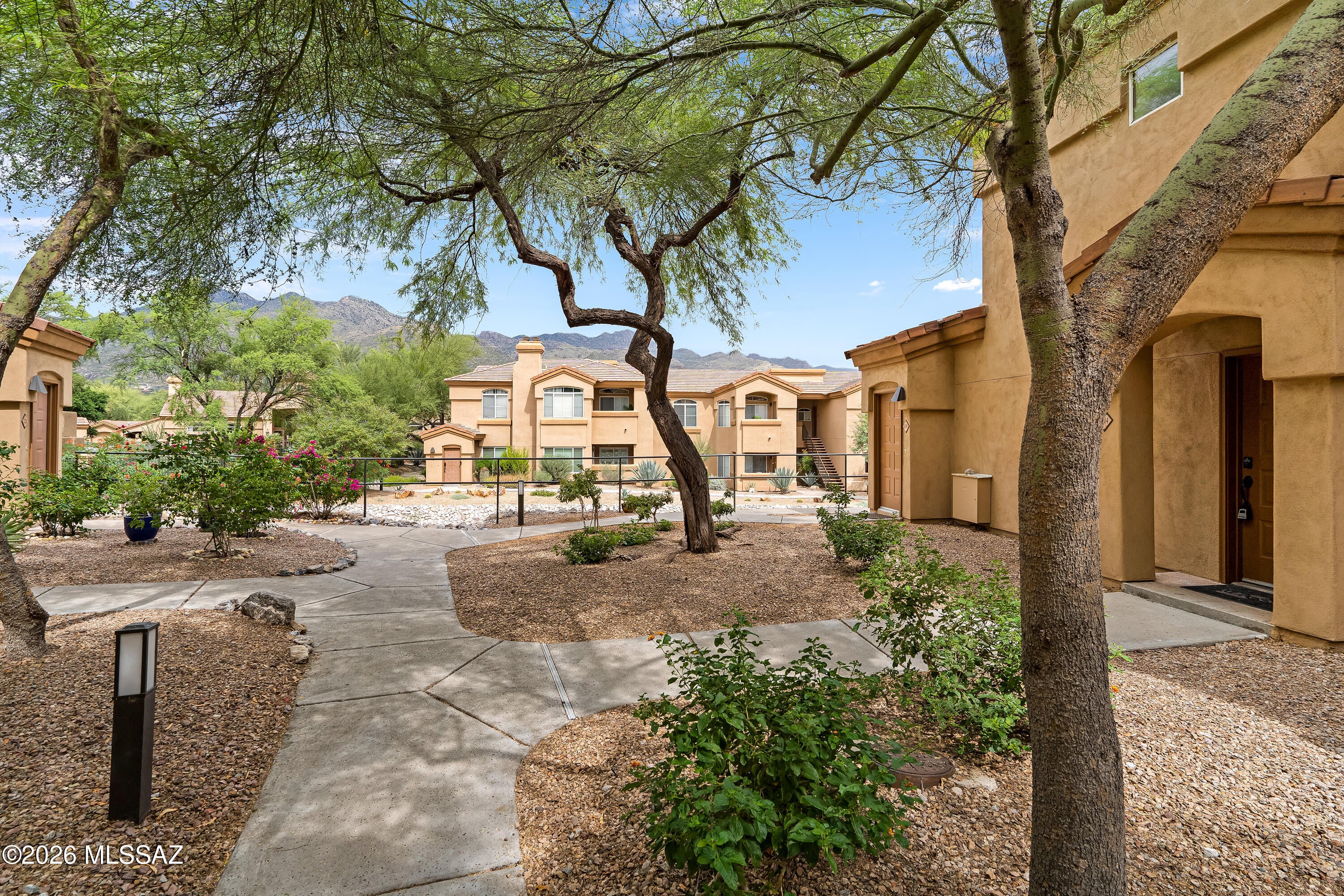 Pinnacle Canyon Condominium - Residential