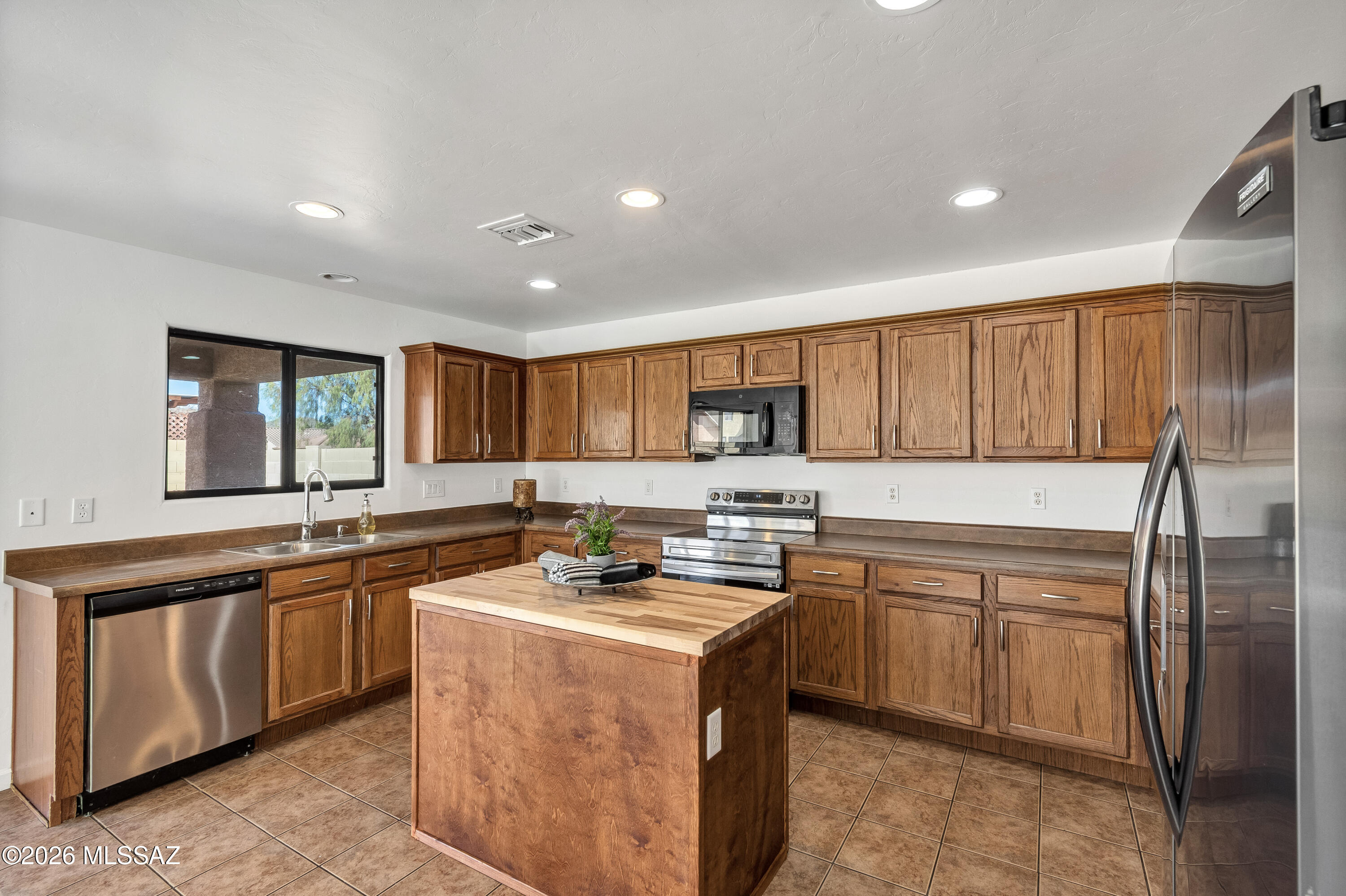 Casitas Del Sol Estates Blks 1-9 (1-121) - Residential Lease