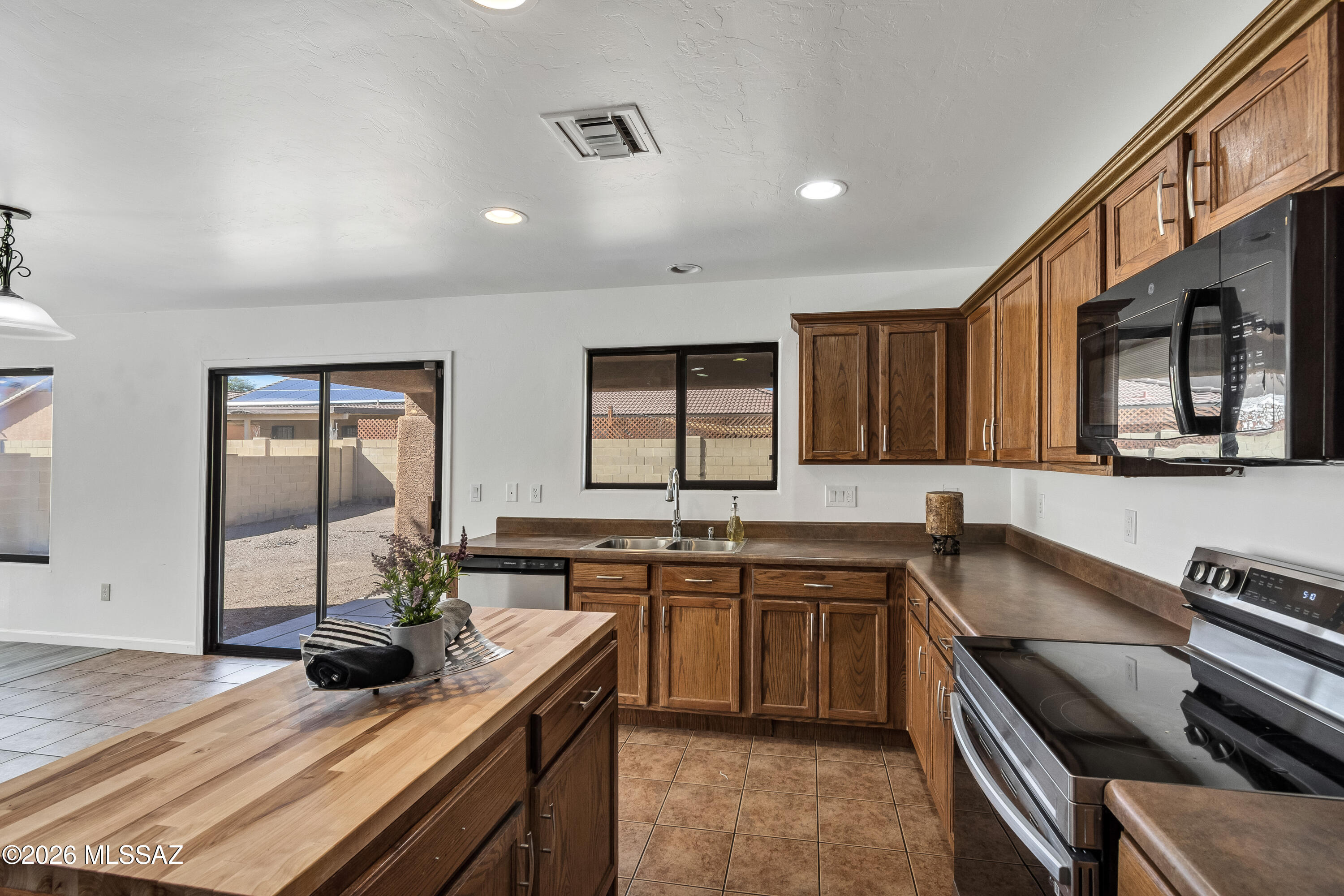 Casitas Del Sol Estates Blks 1-9 (1-121) - Residential Lease