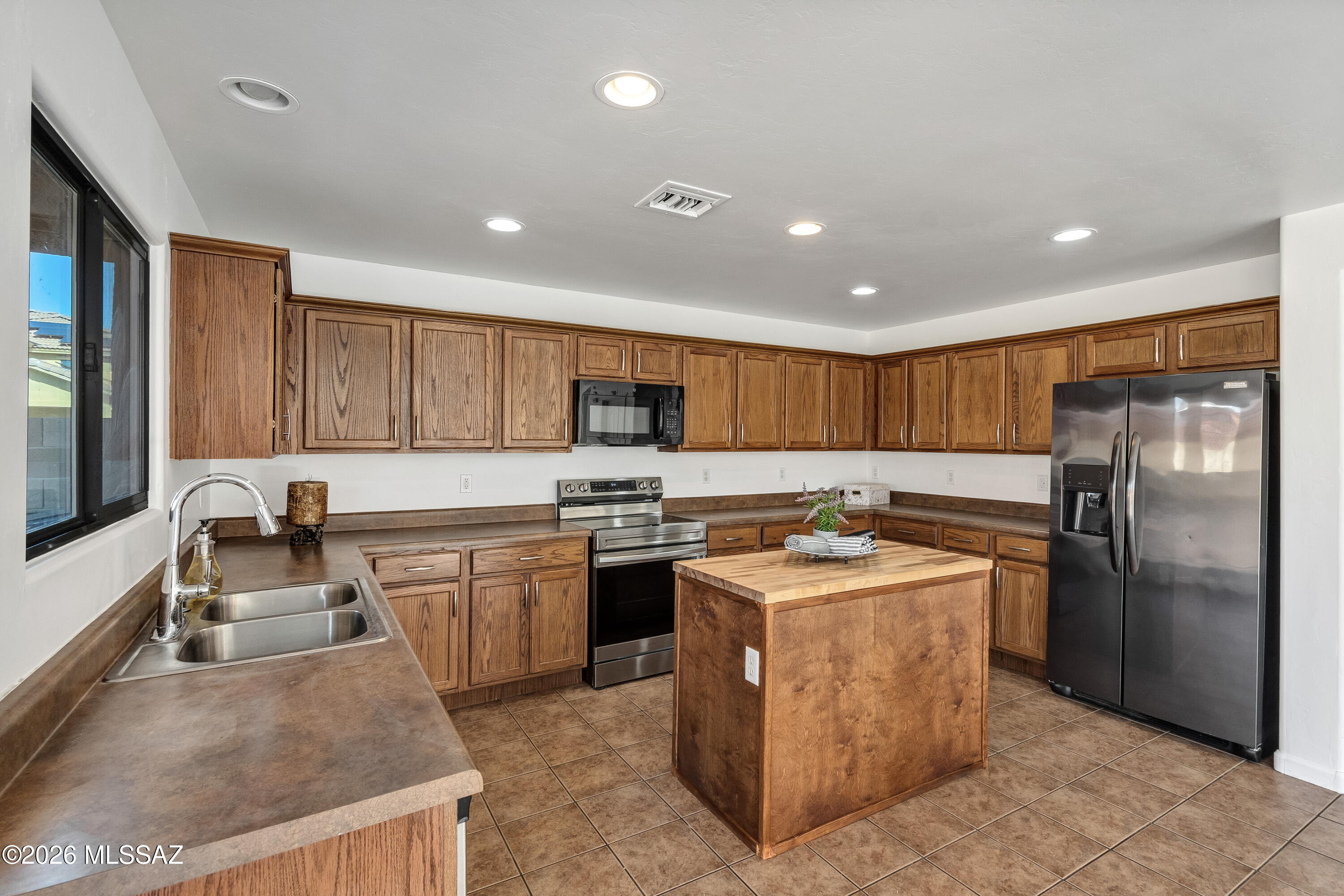 Casitas Del Sol Estates Blks 1-9 (1-121) - Residential Lease