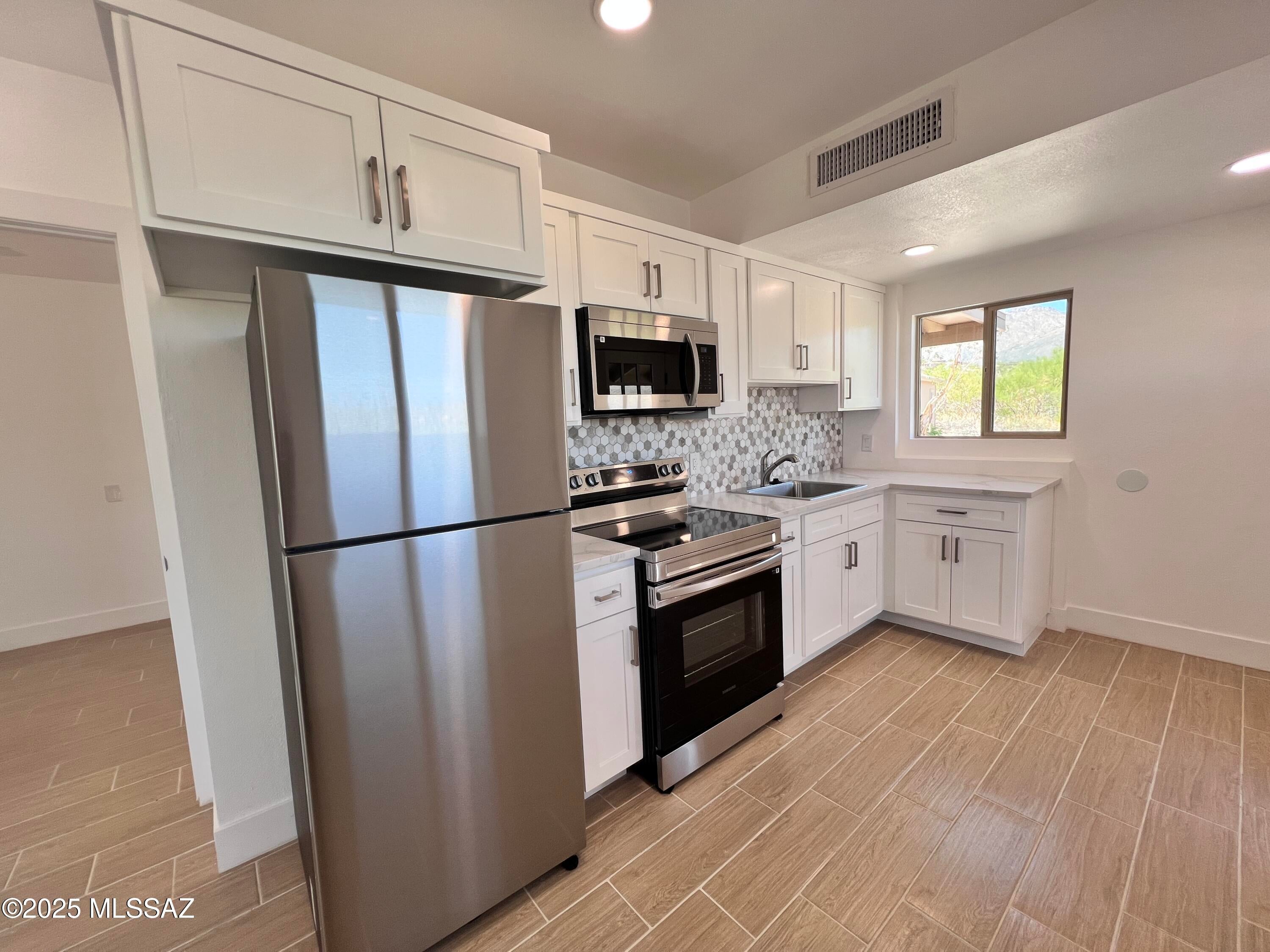 Quail Canyon (100-234) - Residential Lease