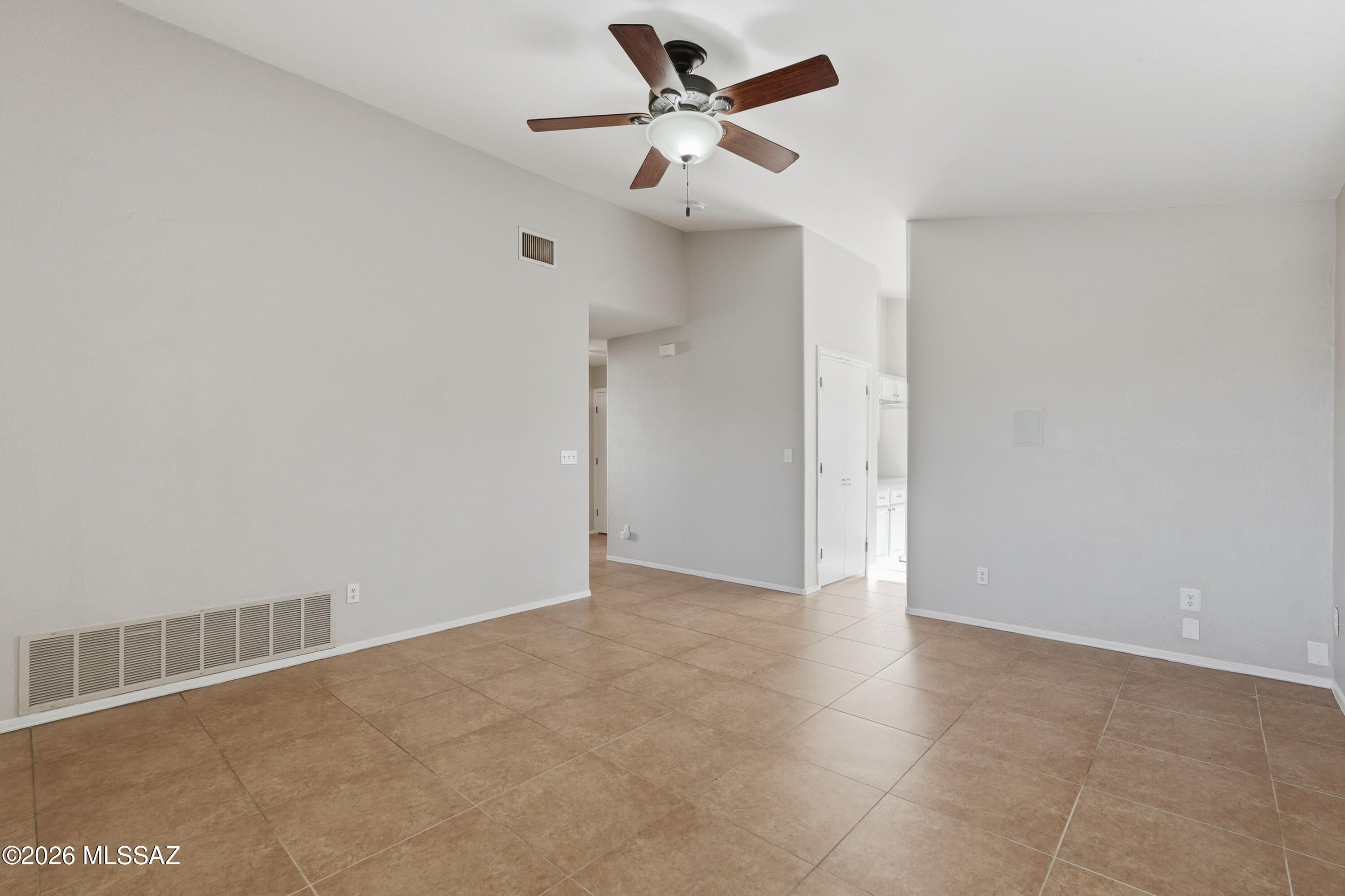 Elliott Homes At Rita Ranch (1-521) - Residential