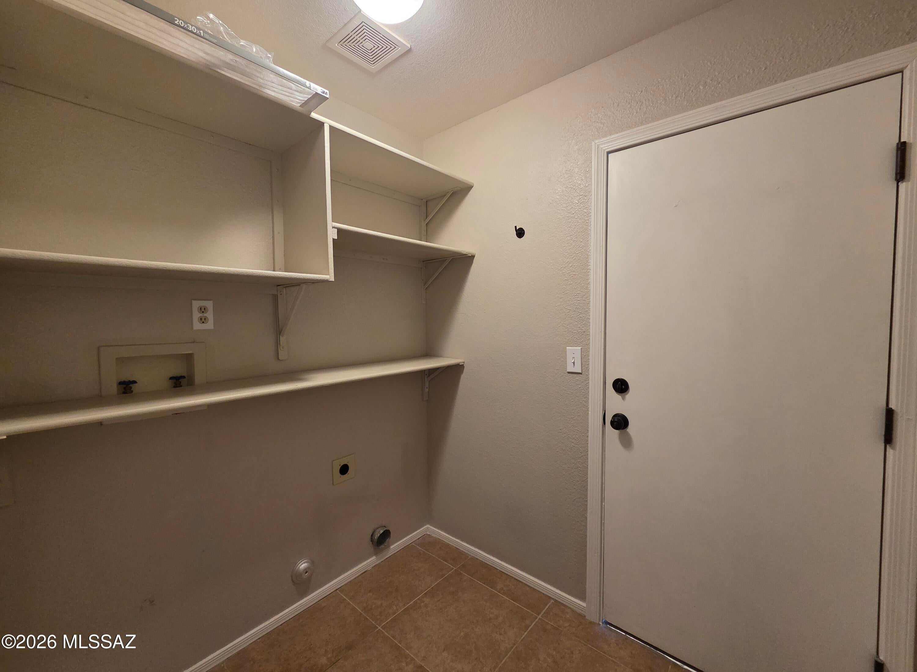 Elliott Homes At Rita Ranch (1-521) - Residential
