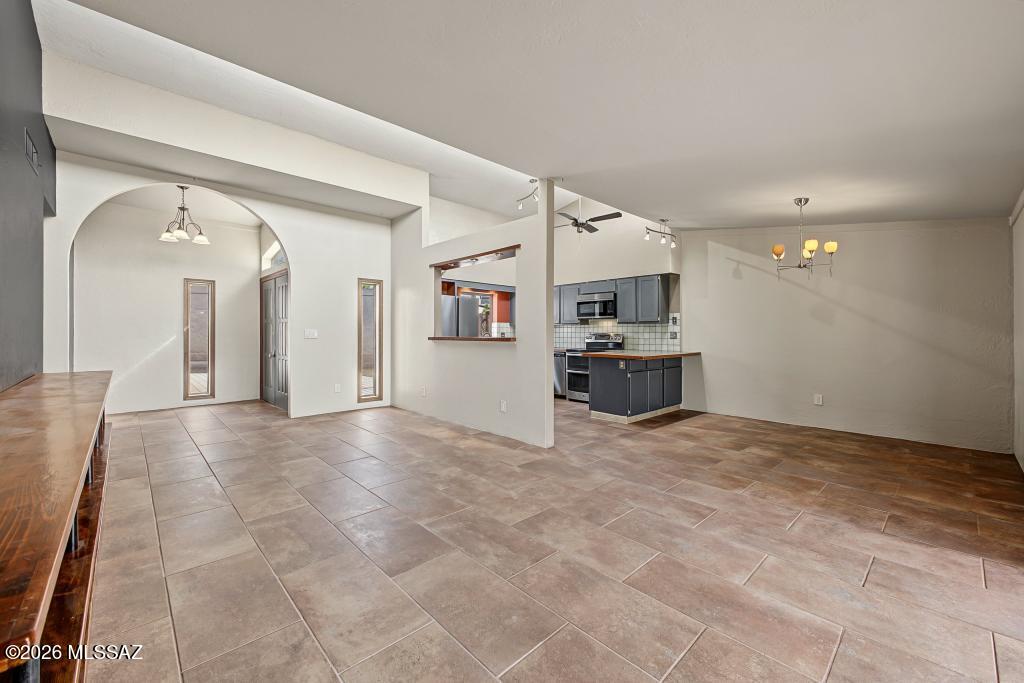 Silver Spur Ranch (1-9) - Residential Lease