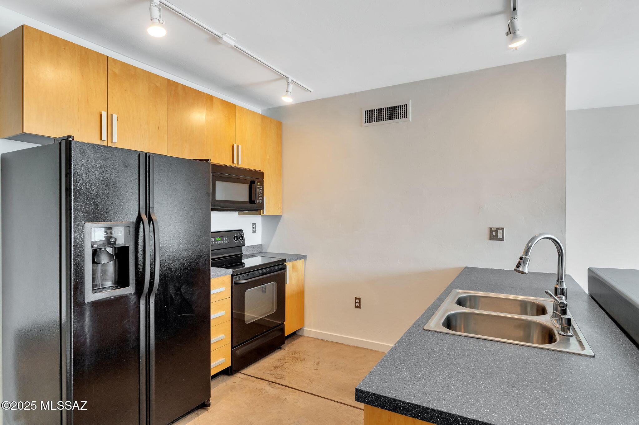 Ice House Lofts Units 1-51 - Residential