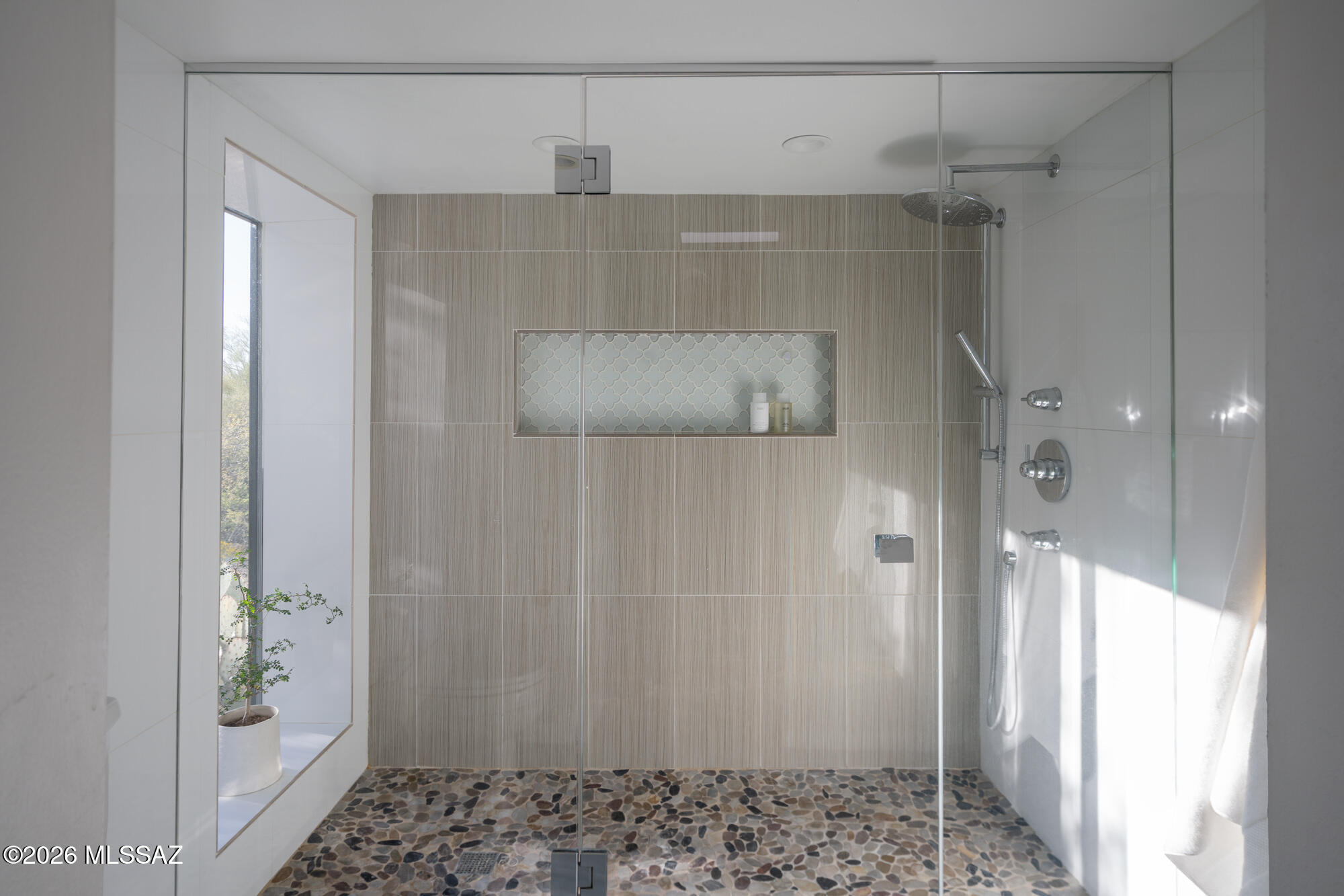 Santa Catalina Estates NO. 4 (1-180) - Residential
