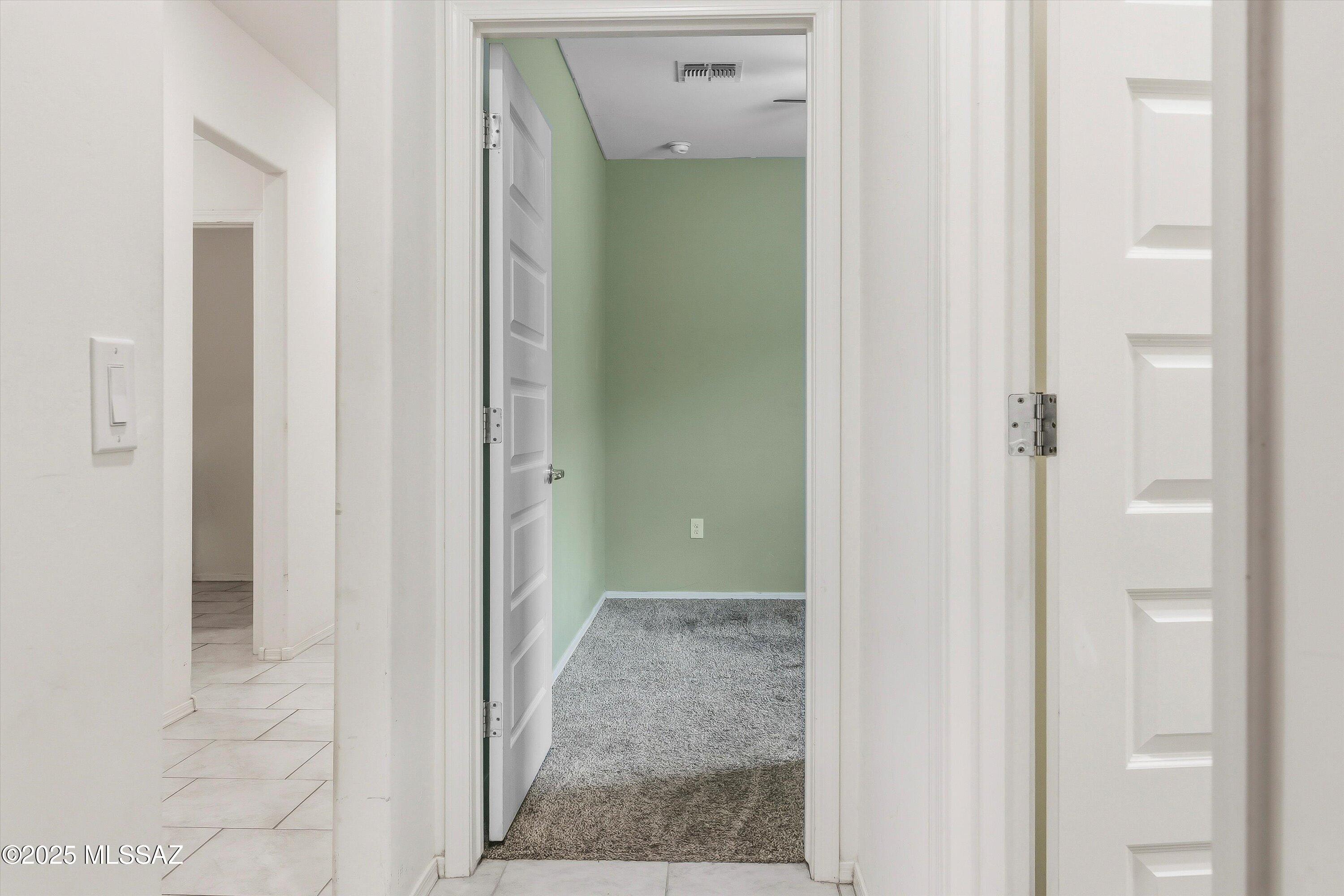 Saguaro Bloom SQ20180540069 - Residential