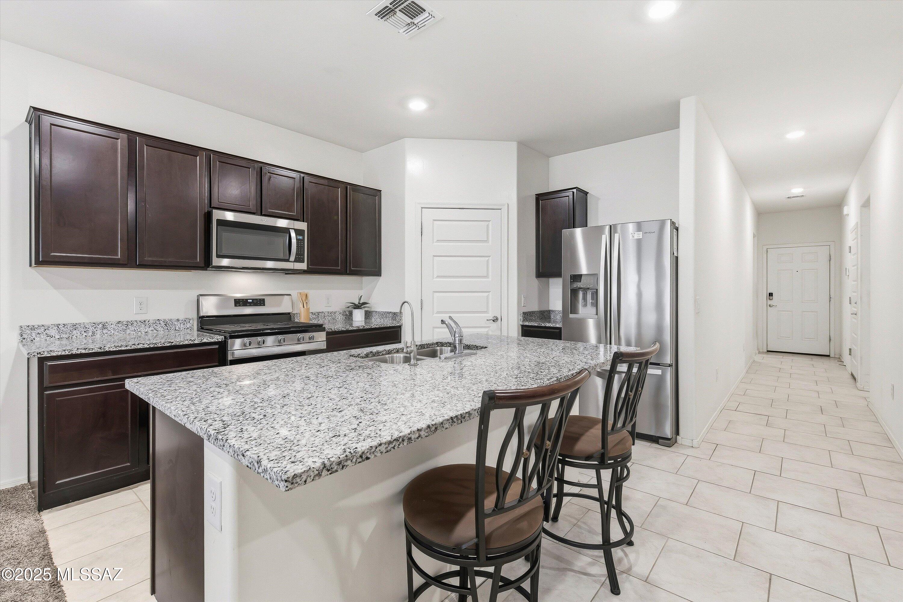 Saguaro Bloom SQ20180540069 - Residential