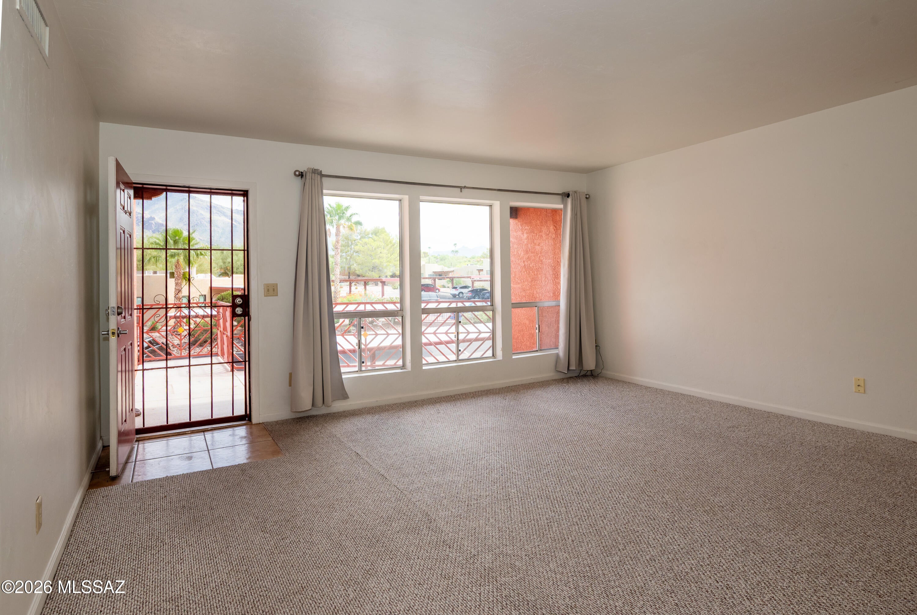 Reflections in the Catalina Condominium - Residential Lease