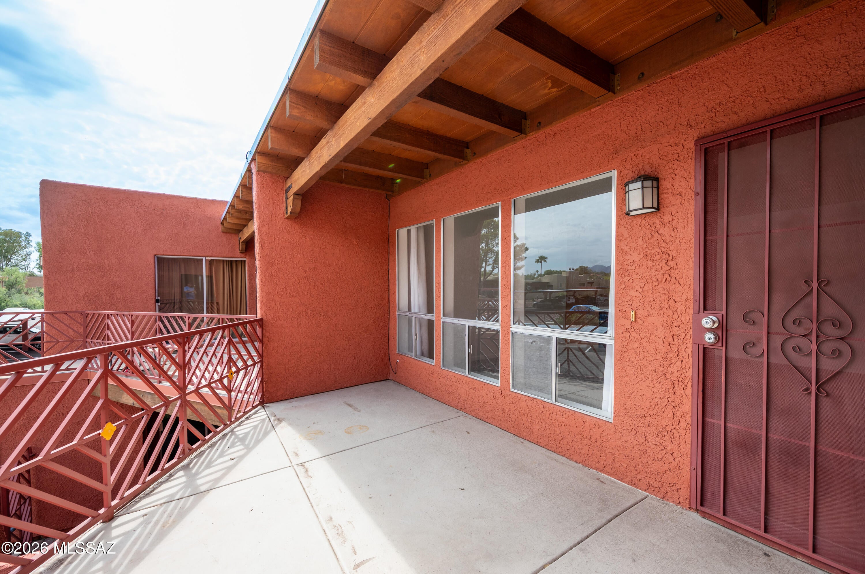 Reflections in the Catalina Condominium - Residential Lease
