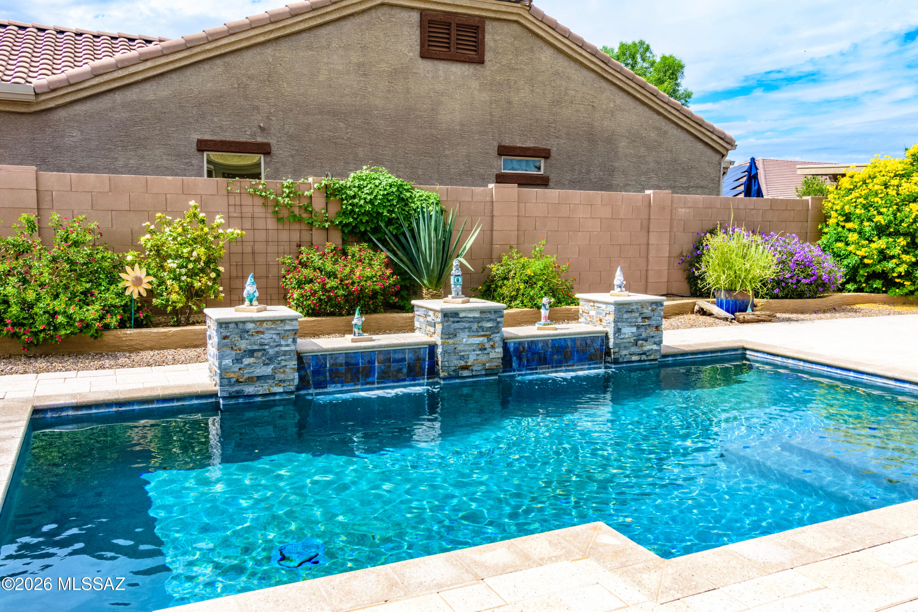 Saguaro Bloom - Residential