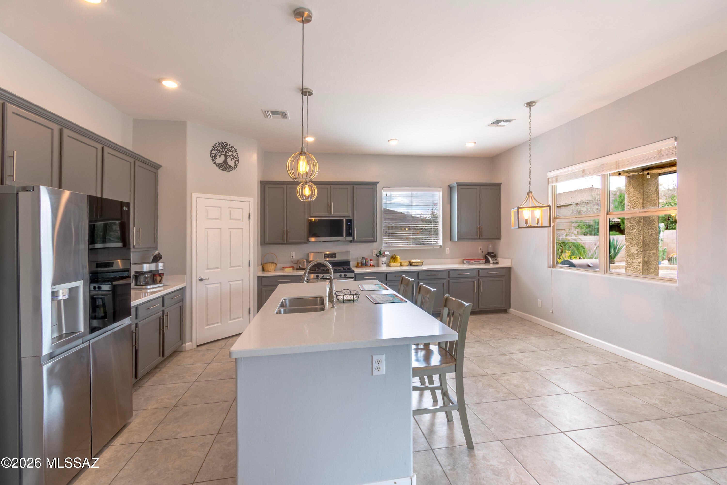 Saguaro Bloom - Residential