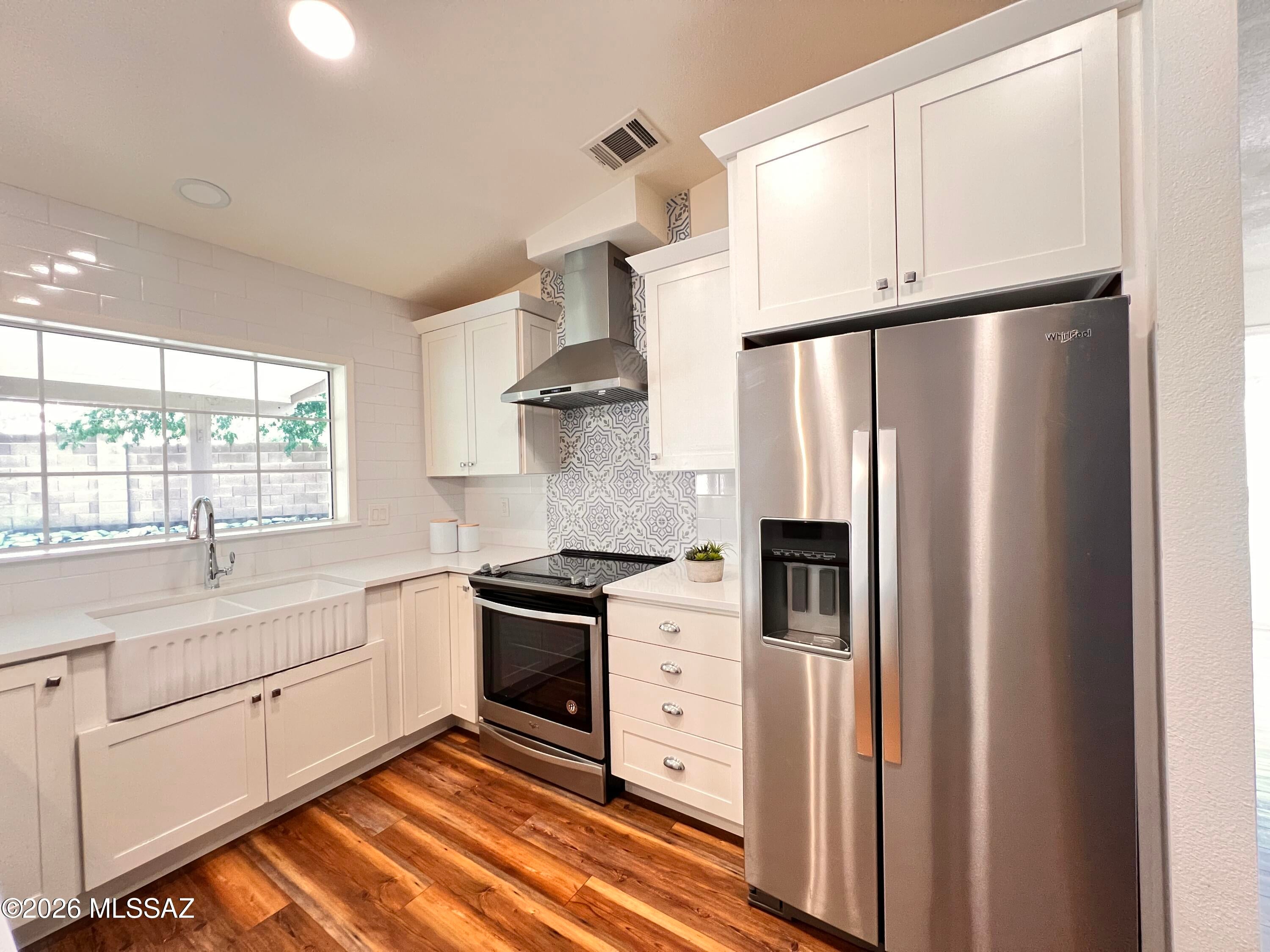 Ventana Shadows (1-80) - Residential Lease