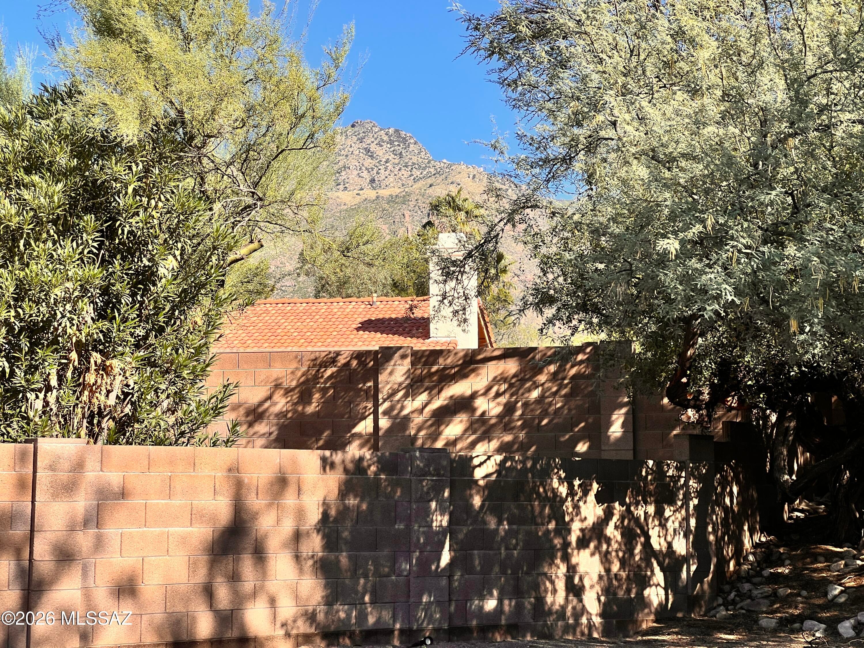 Ventana Shadows (1-80) - Residential Lease