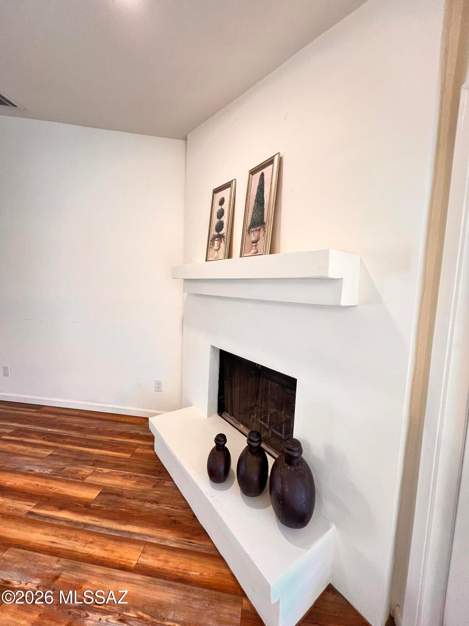 Ventana Shadows (1-80) - Residential Lease