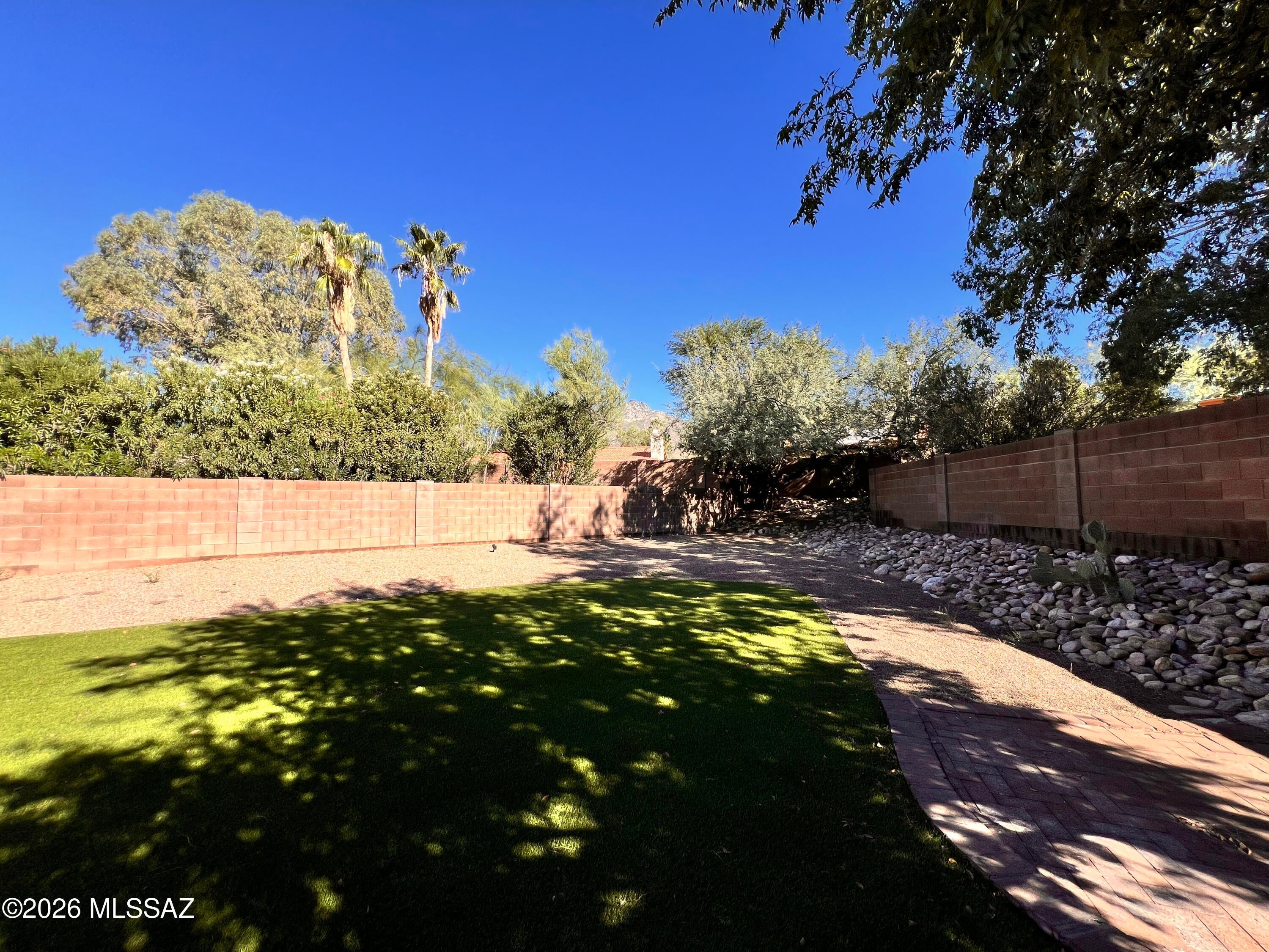 Ventana Shadows (1-80) - Residential Lease