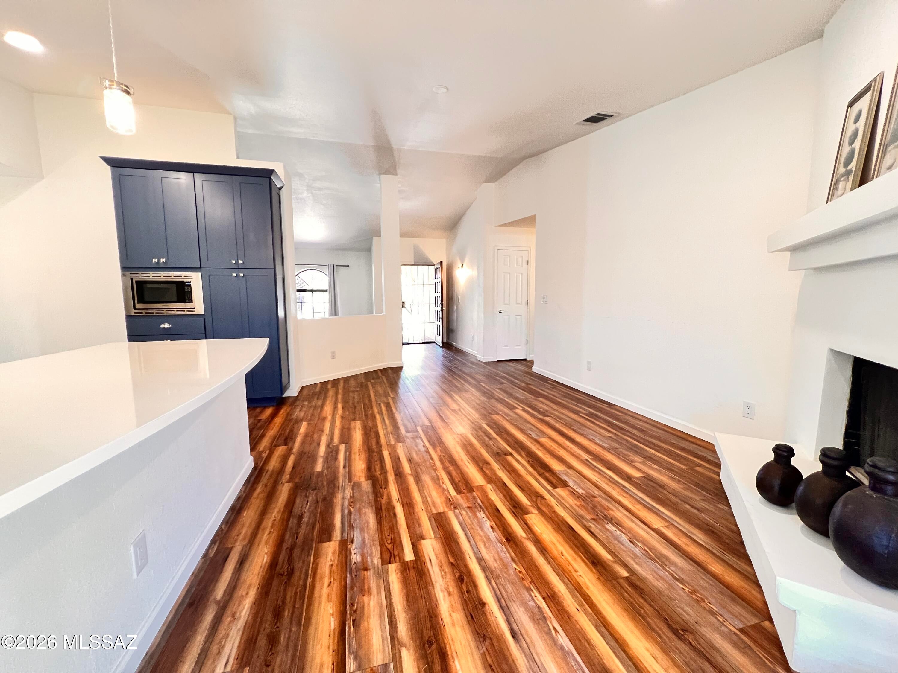 Ventana Shadows (1-80) - Residential Lease