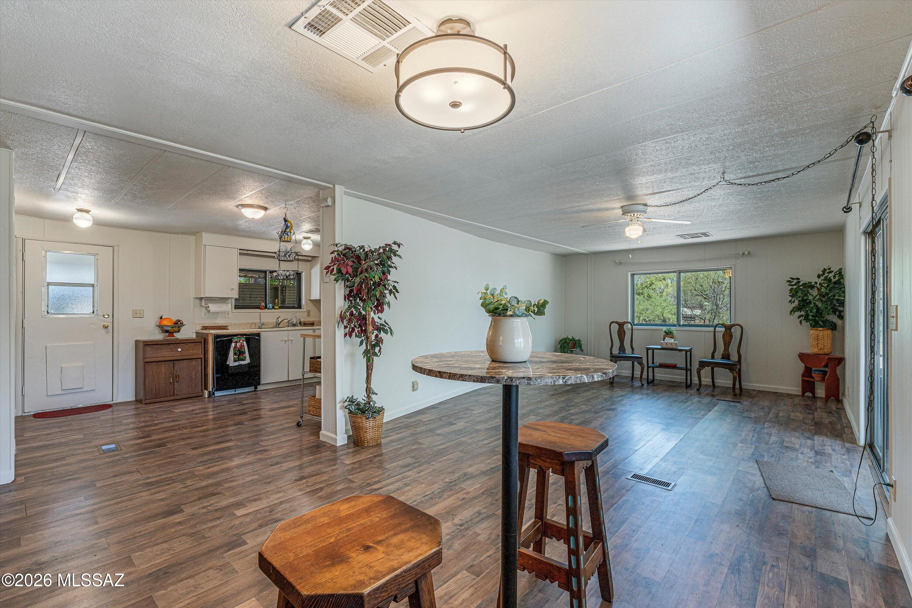 Mescal Lakes - Residential