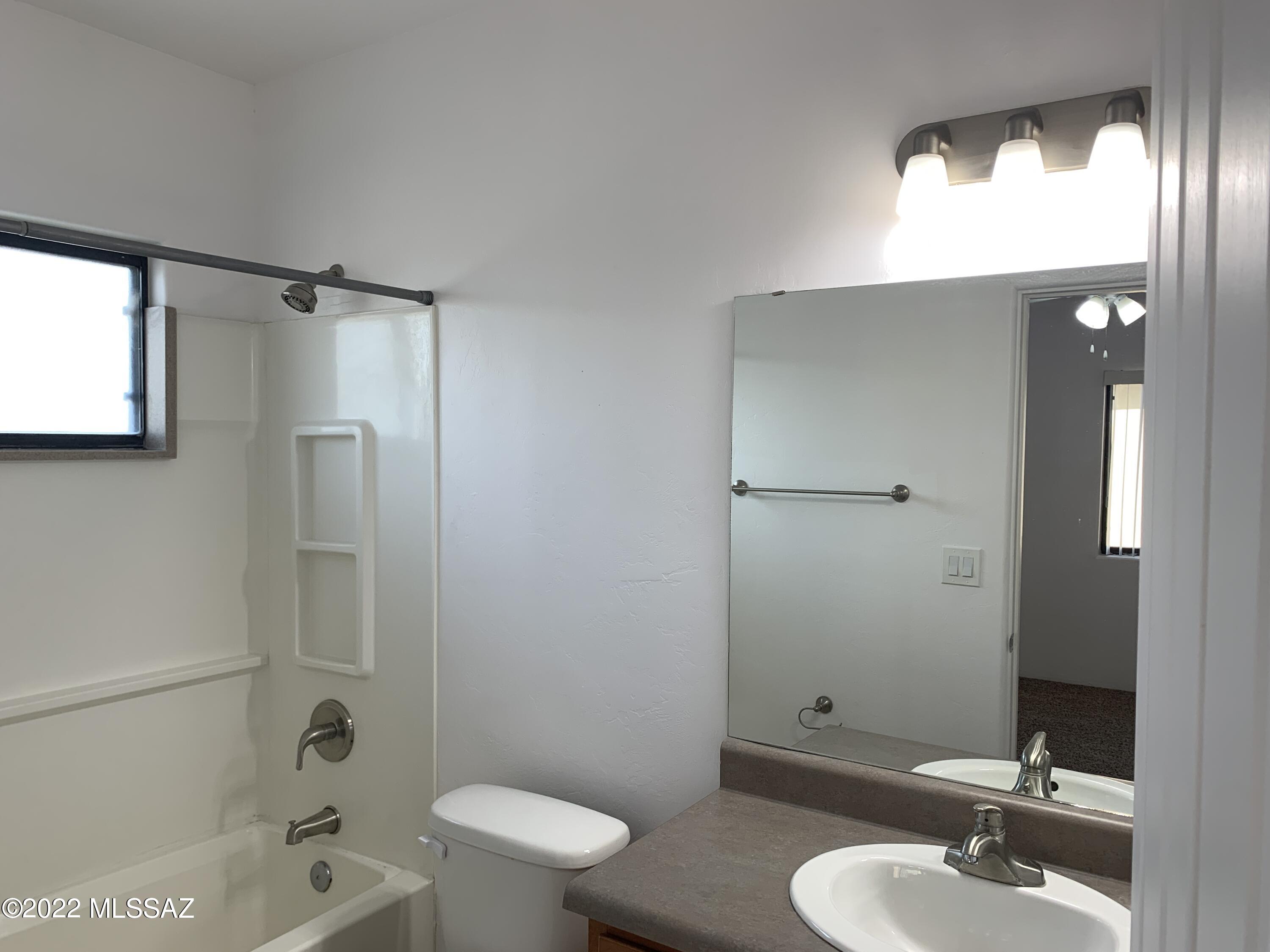 Hedrick Acreage NO 2 - Residential Lease
