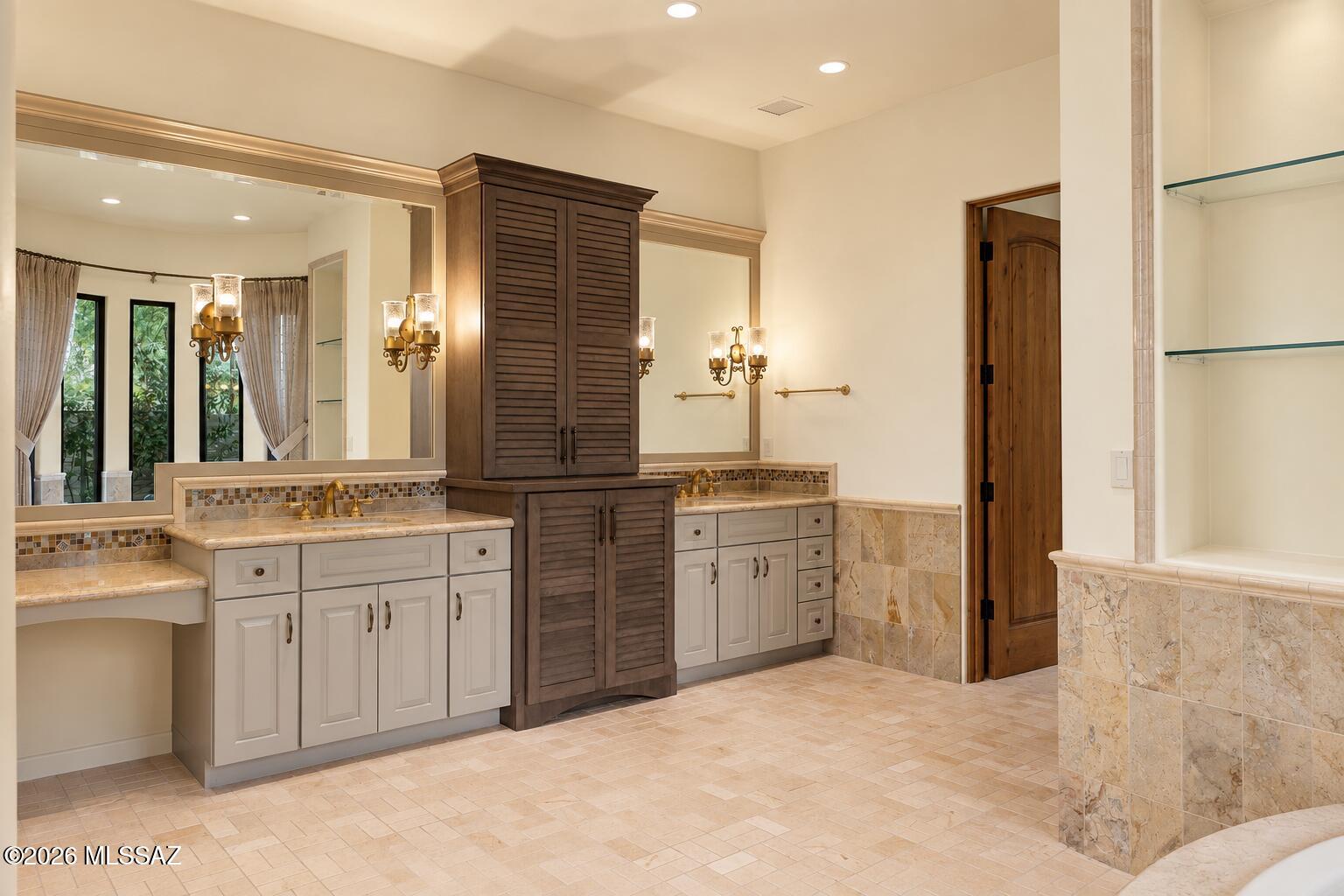 Dove Mountain Resort (1-153) - Residential