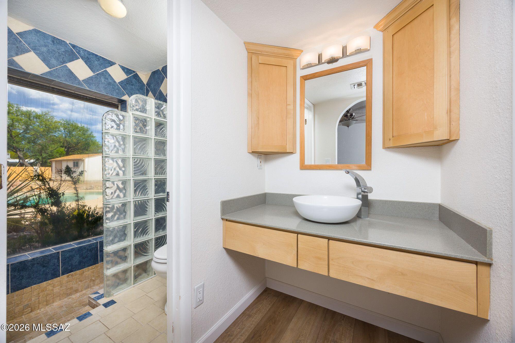 Vista Del Rio (218-290) - Residential Lease