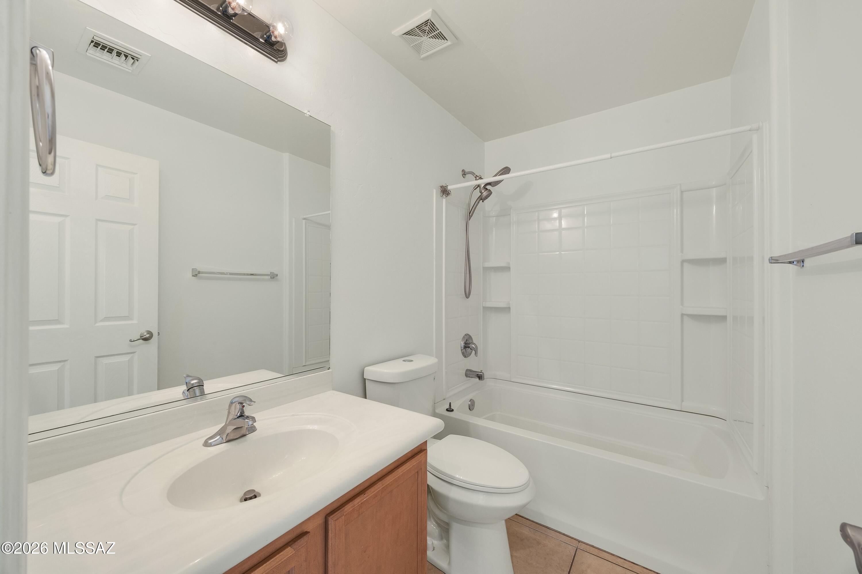 Rancho Del Lago (BLK45 1-106) - Residential