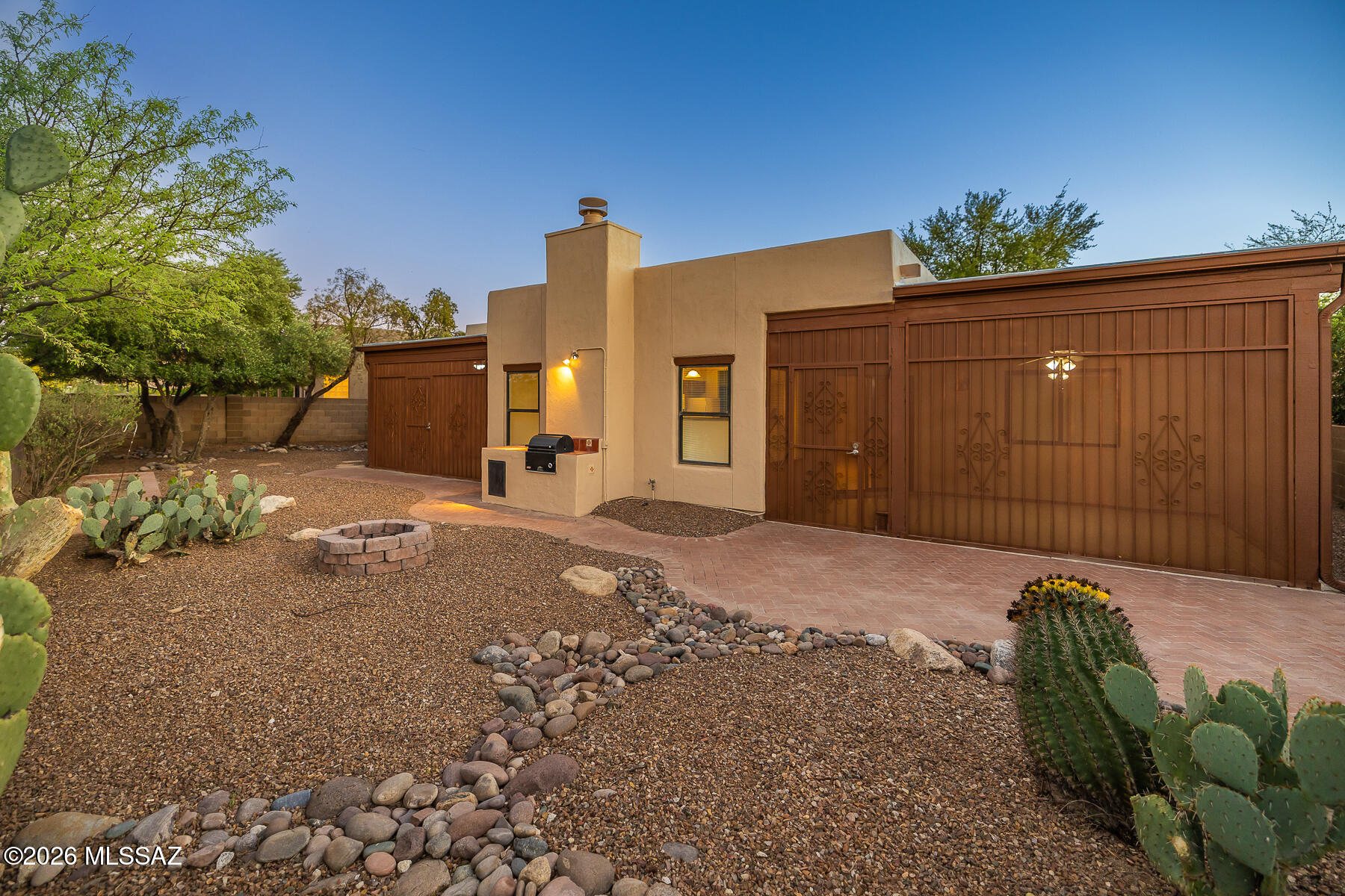 Vista Del Rio (218-290) - Residential