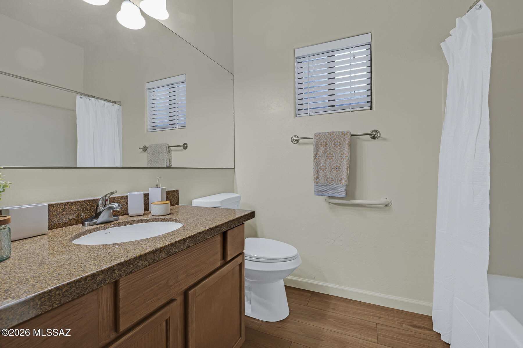 Vista Del Rio (218-290) - Residential