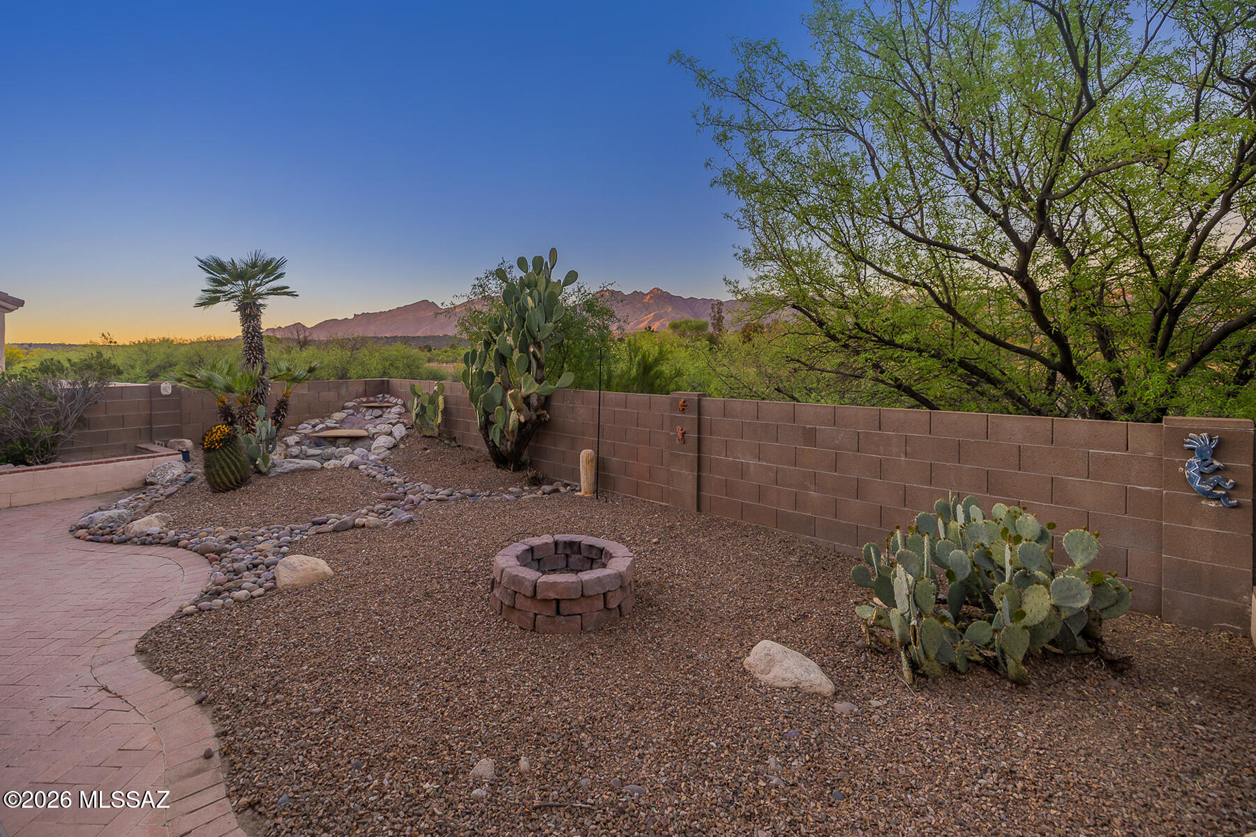 Vista Del Rio (218-290) - Residential