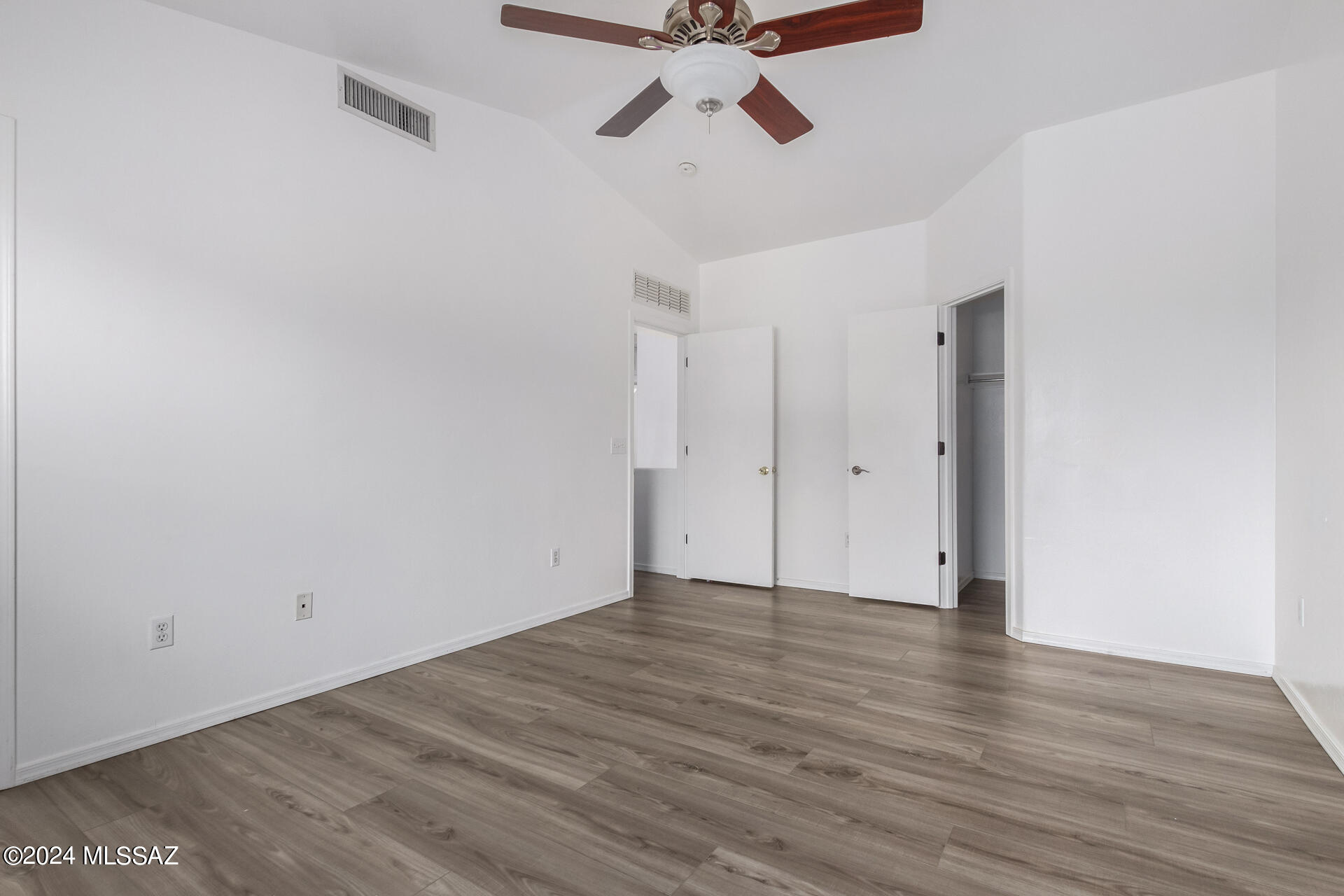 Corazon Del Pueblo - Residential