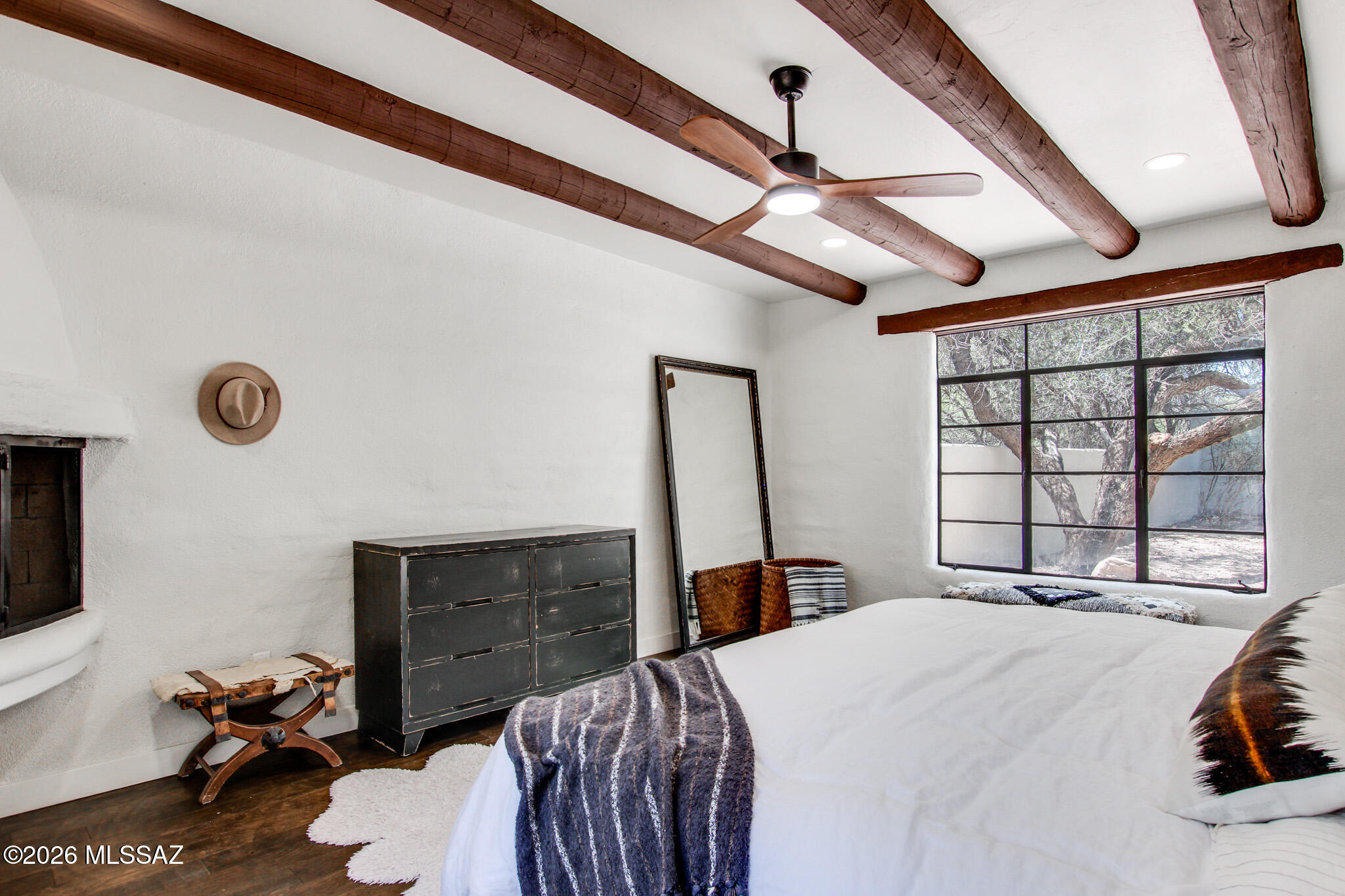 Tanque Verde Village - Residential
