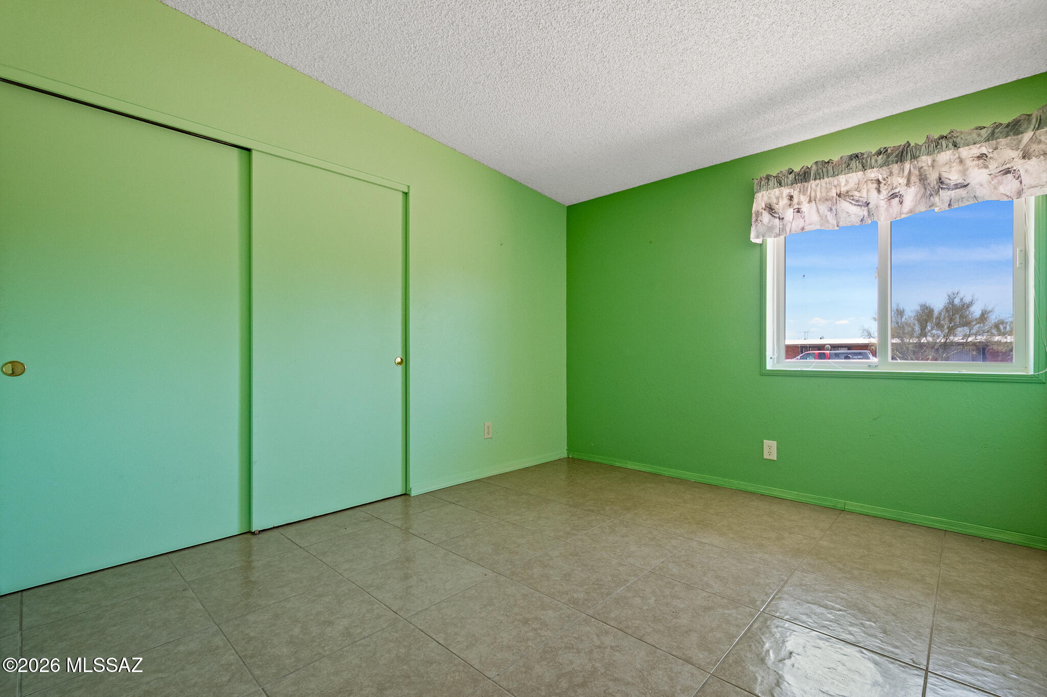 Casas Adobes Estates (619-649) - Residential