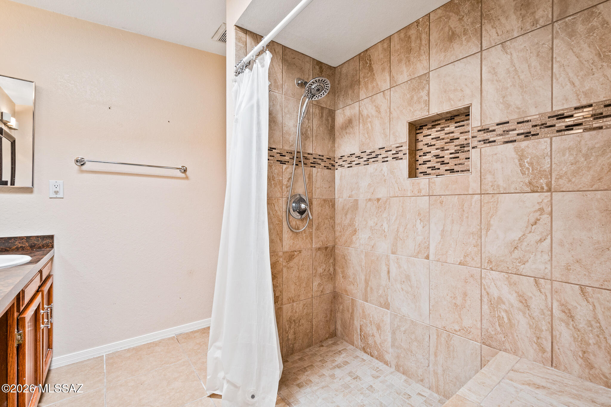 Casas Adobes Estates (619-649) - Residential