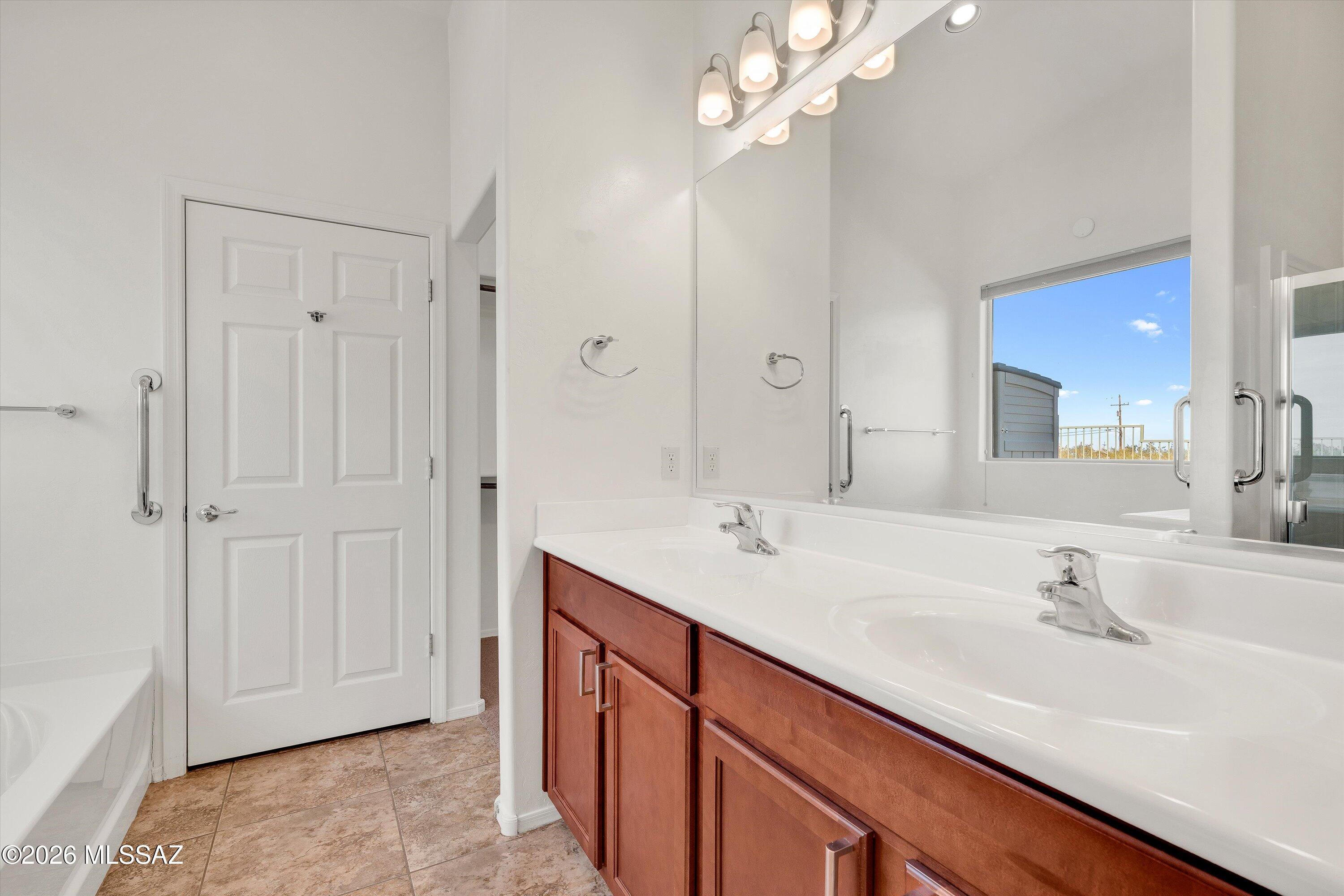 Oasis Hills - Residential