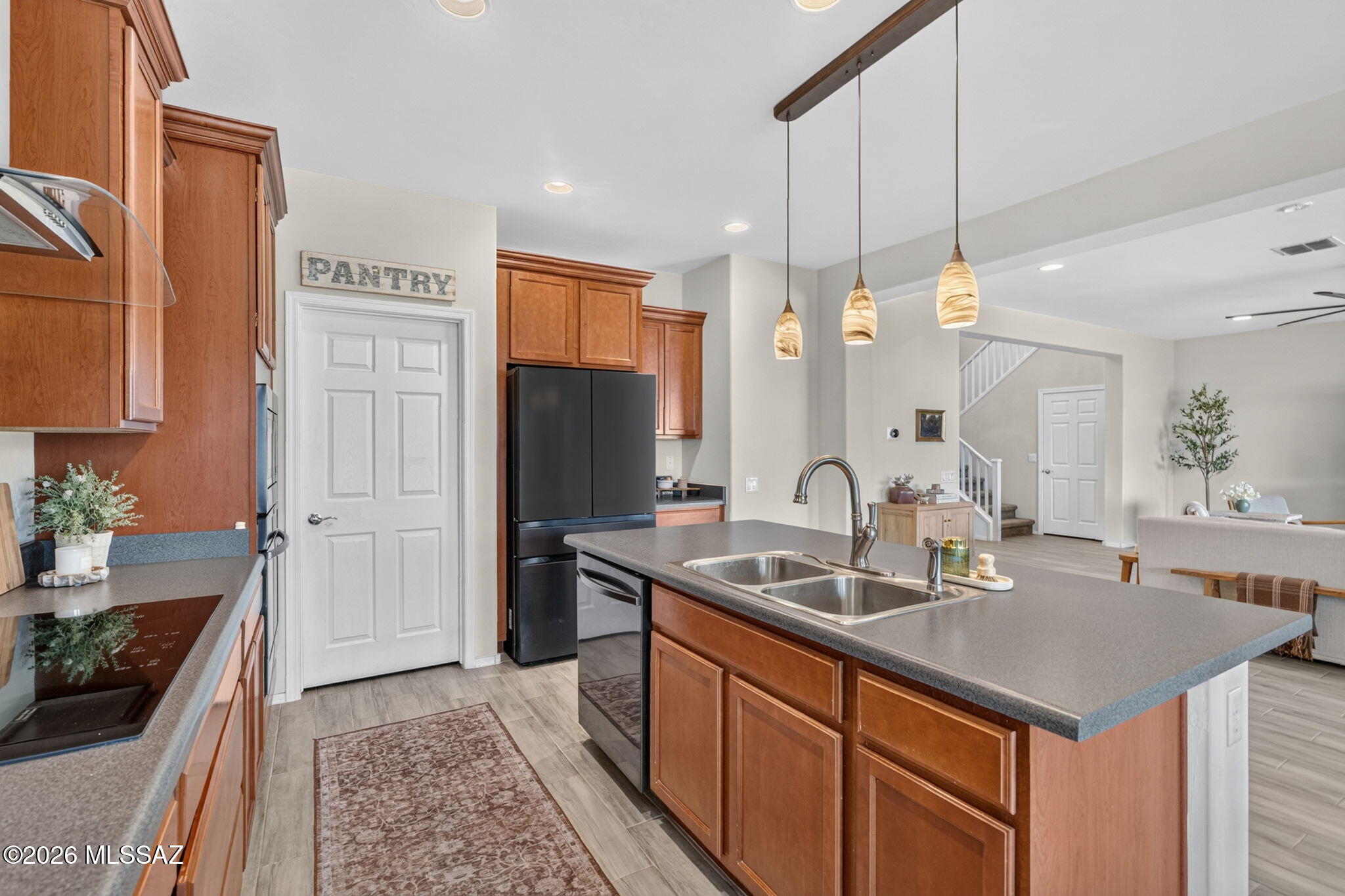 Sierra Morado Unit 4 - Residential