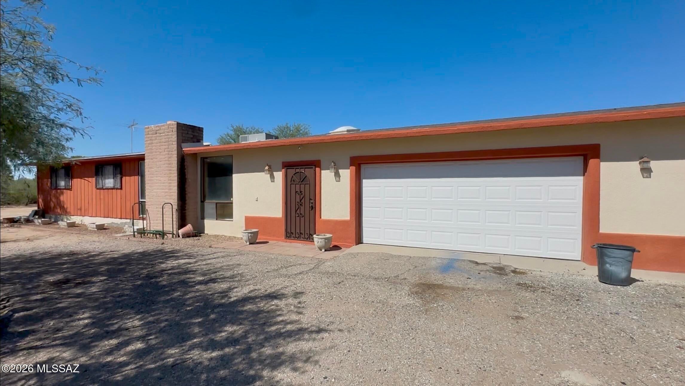 What a find! 2.5acres of land, fully fenced!
Home is well laid out with spacious great room with fireplace. Beautiful tile continues into the Kitchen which features beautiful varnished wood island and countertops. Courtyard offers privacy and chill space with pool and outdoor kitchen area. Back Casita (no bathroom) is well laid out and has its own fenced backyard. Check out the oversized 3 car garage which features a finished storage room. Tons of potential here and tons of space for all your needs all at a great price! Don't slee pon this one!
Well is on this property and shared with one neighbor