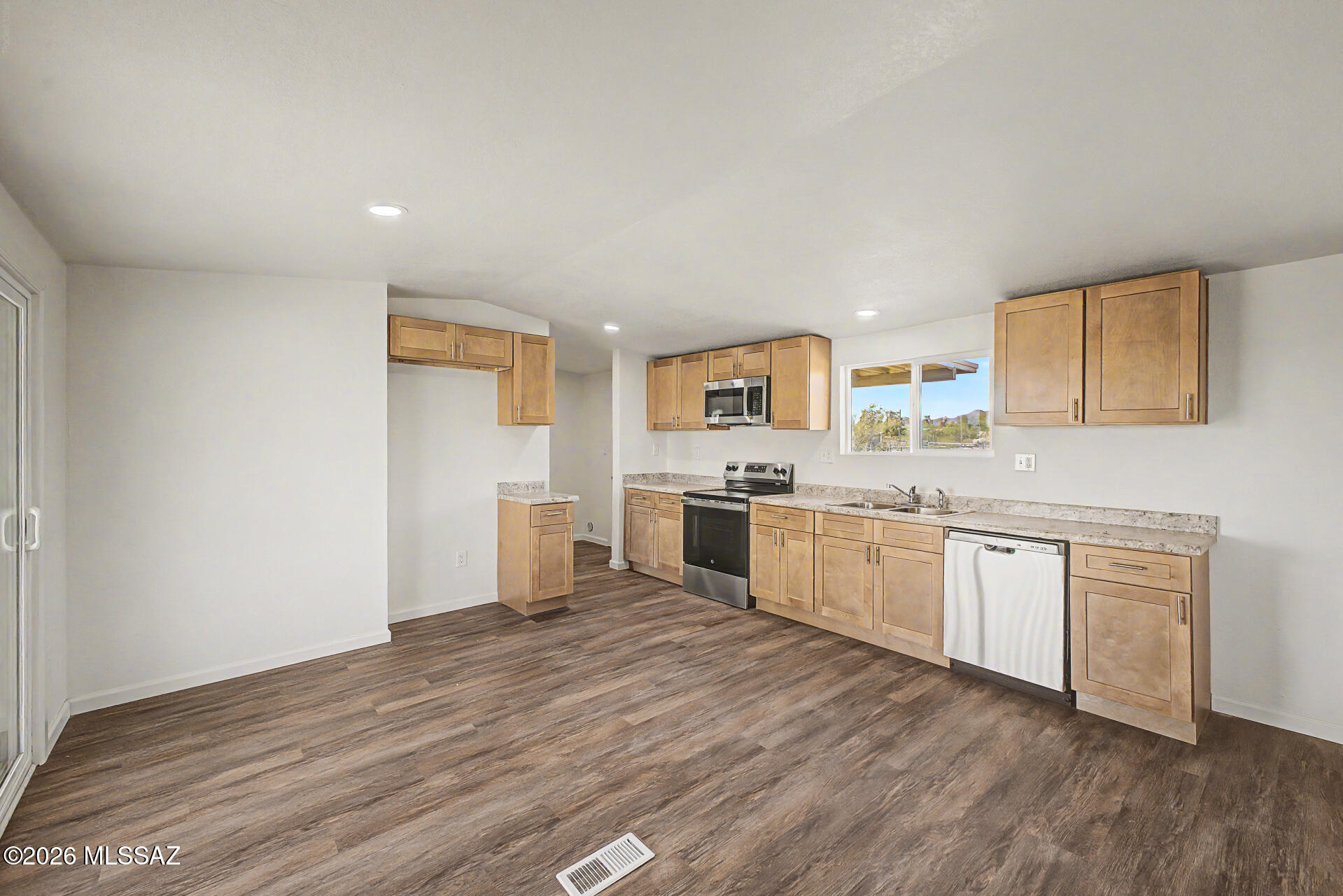 Wonderland (1-25) - Residential