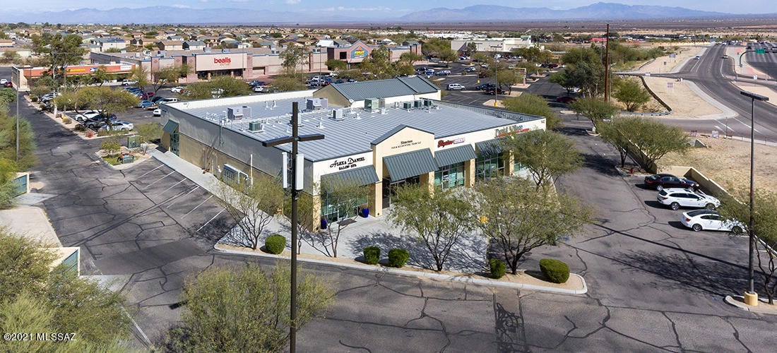 1267 Square Feet with Great visibility and abundance of parking. Located near full diamond interchange I- 19 and Duval Mine Road. Strategically positioned in between a Walmart Supercenter and Safeway grocery anchored center. Moreover, Valley Verde Shopping Center benefits from freeway visibility, as well as daytime consumer traffic from Mexico. 
Close proximity to major regional employers that include Raytheon Missile Systems, the University of Arizona Science and Technology Park, Freeport McMoRan, and Ascaro.
Sahuarita, Arizona has been one of the fastest growing communities in the U.S.

Video link 140 W Duval Mine Road Suite 150- 1267 SF
https://youtu.be/ZnNLs_R4kgE