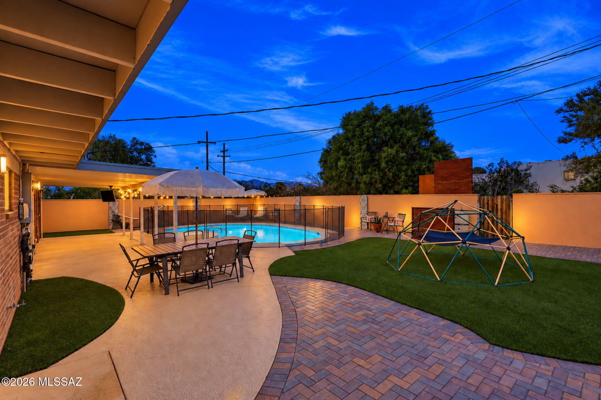 Huntington Park - Residential